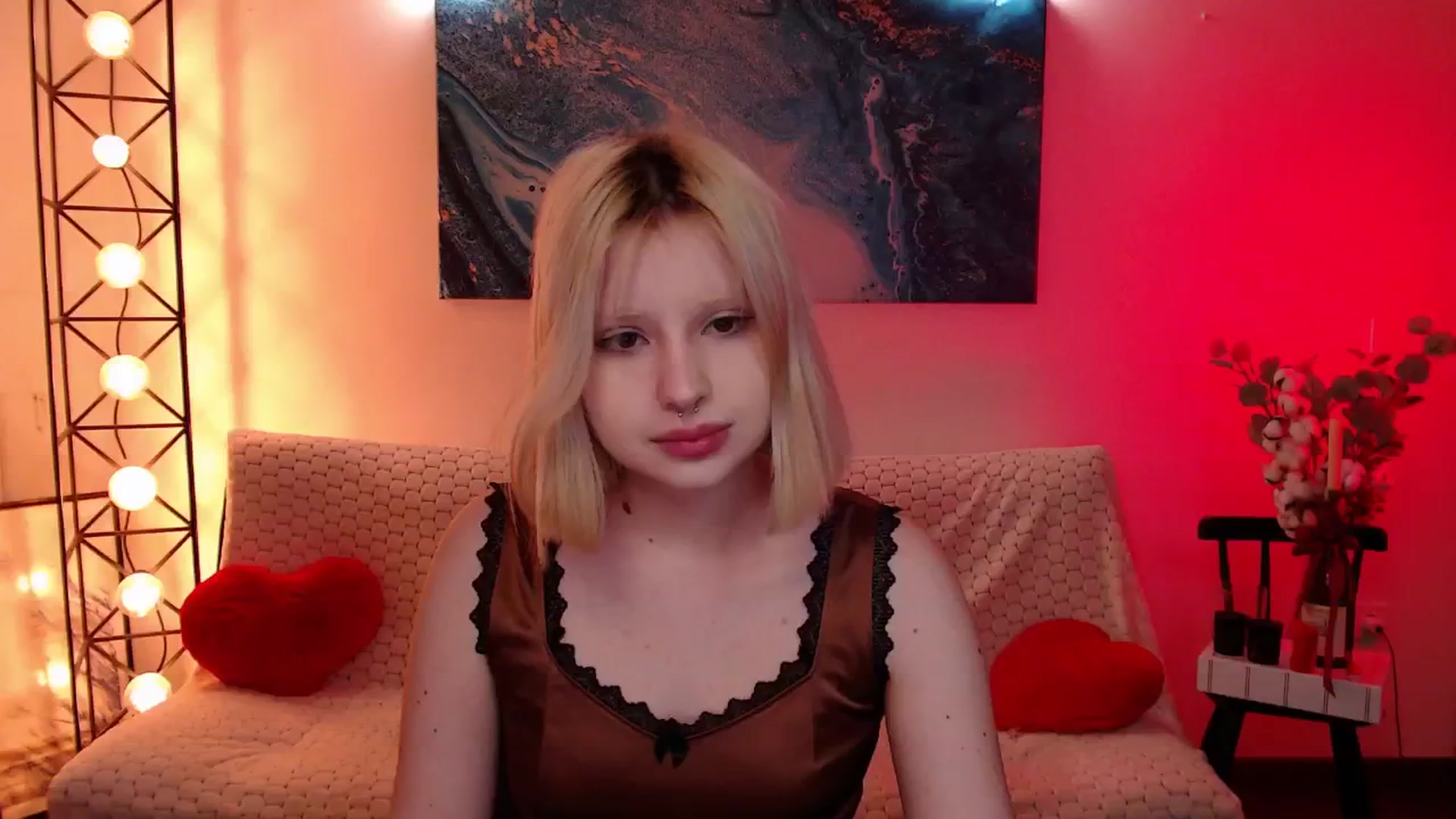 Gallery image thumbnail from Eva_Alver's myfreecams stream on, 02/18/2025, 23:17 image 2 of 20