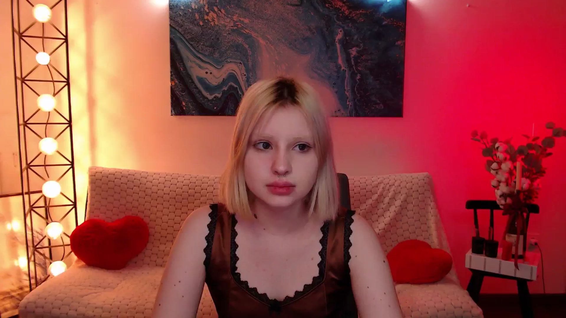 Gallery image thumbnail from Eva_Alver's myfreecams stream on, 02/18/2025, 23:58 image 14 of 20