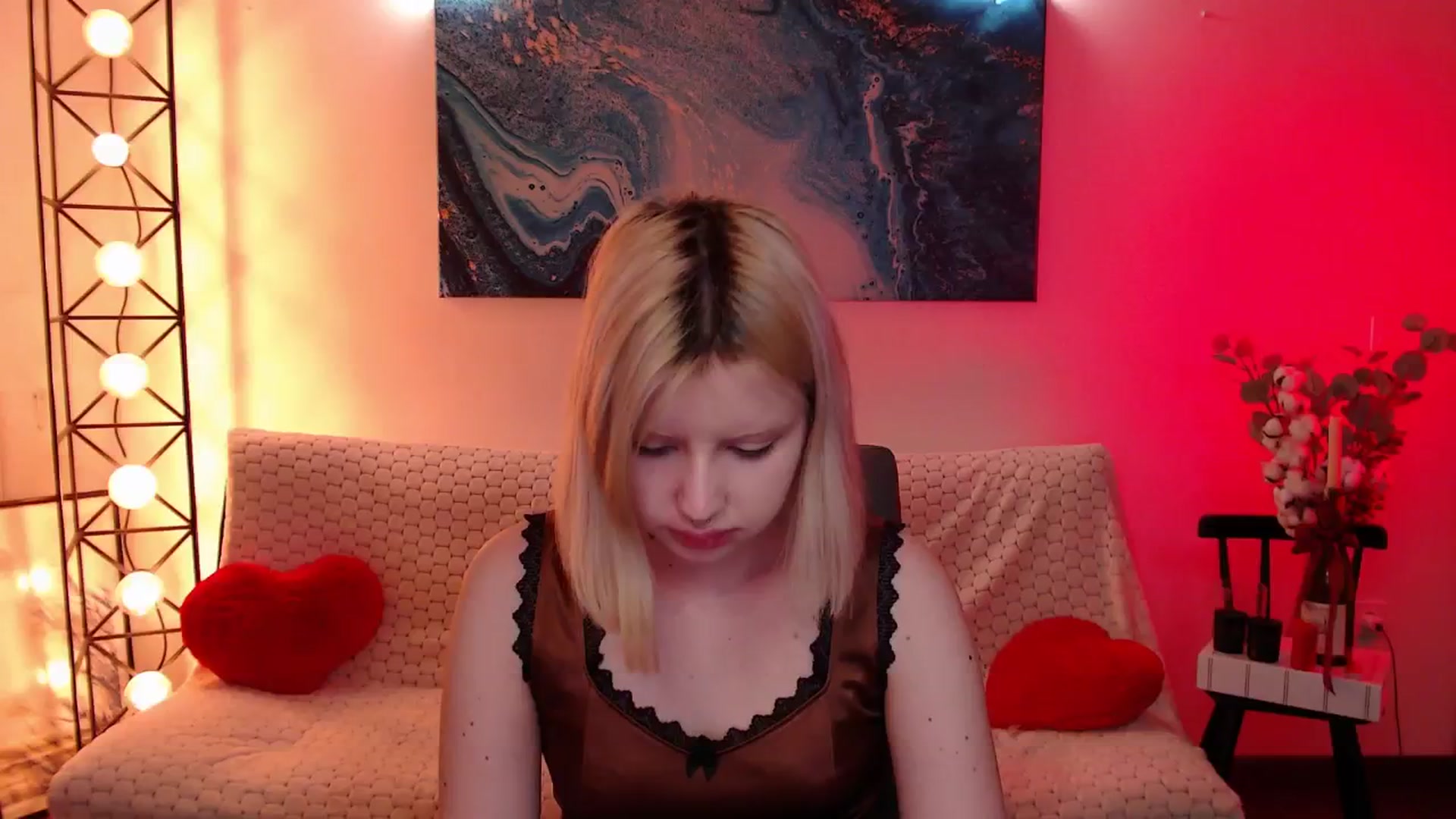 Gallery image thumbnail from Eva_Alver's myfreecams stream on, 02/18/2025, 23:58 image 4 of 20