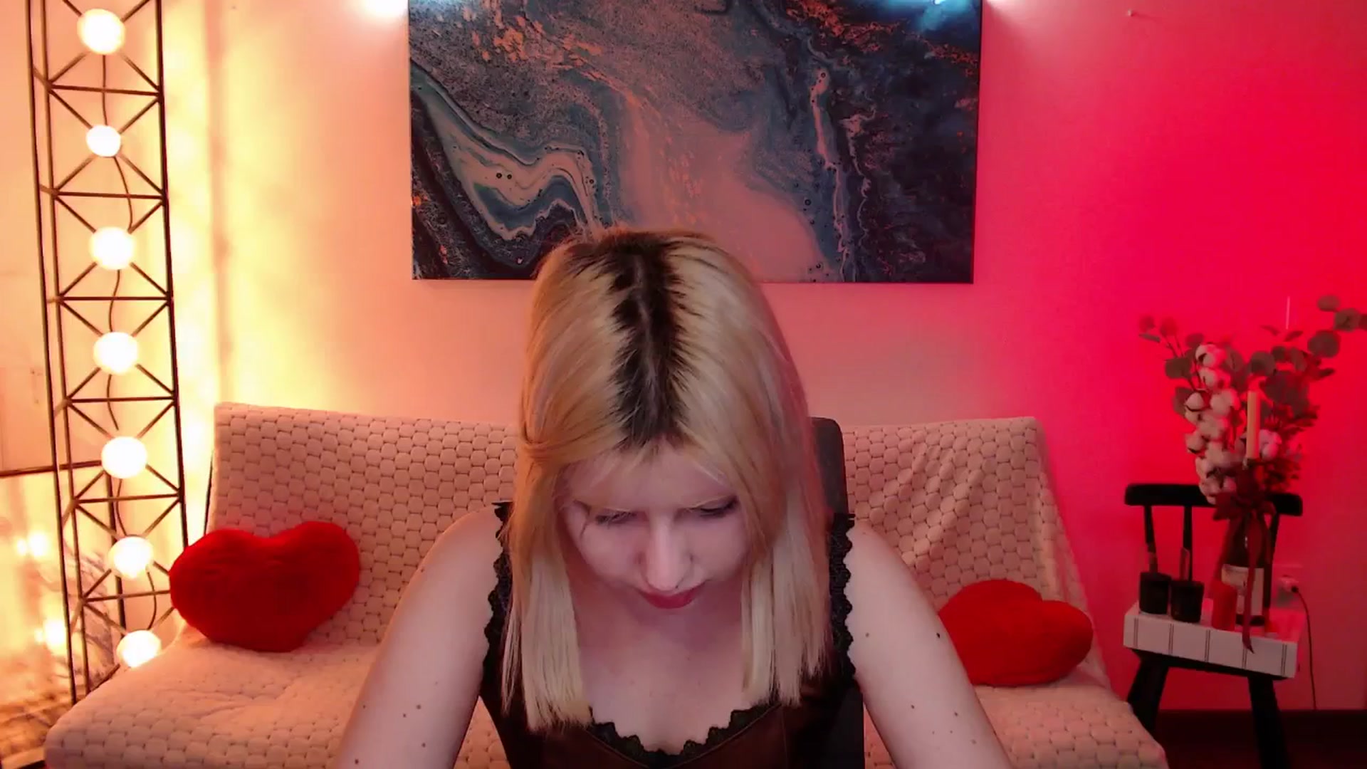 Gallery image thumbnail from Eva_Alver's myfreecams stream on, 02/18/2025, 23:58 image 11 of 20