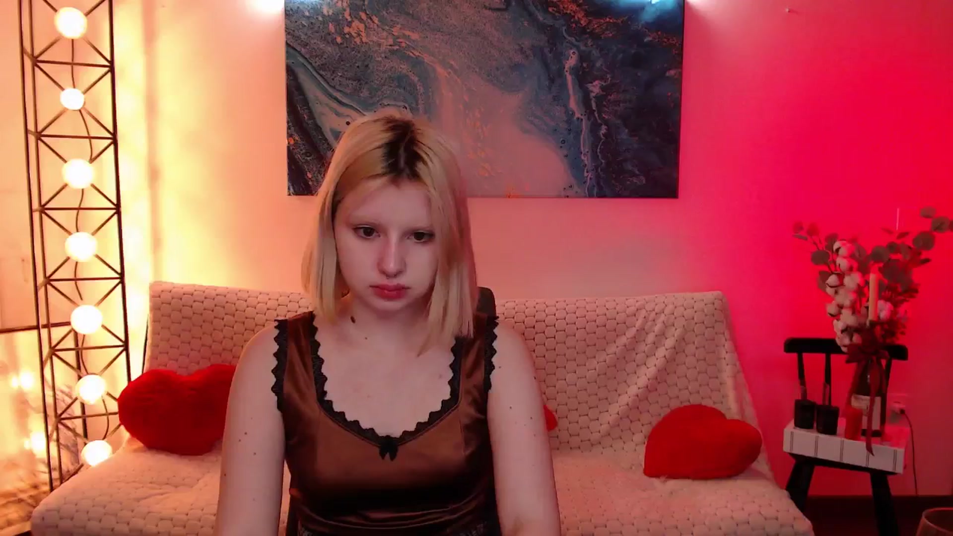 Gallery image thumbnail from Eva_Alver's myfreecams stream on, 02/19/2025, 24:54 image 14 of 20