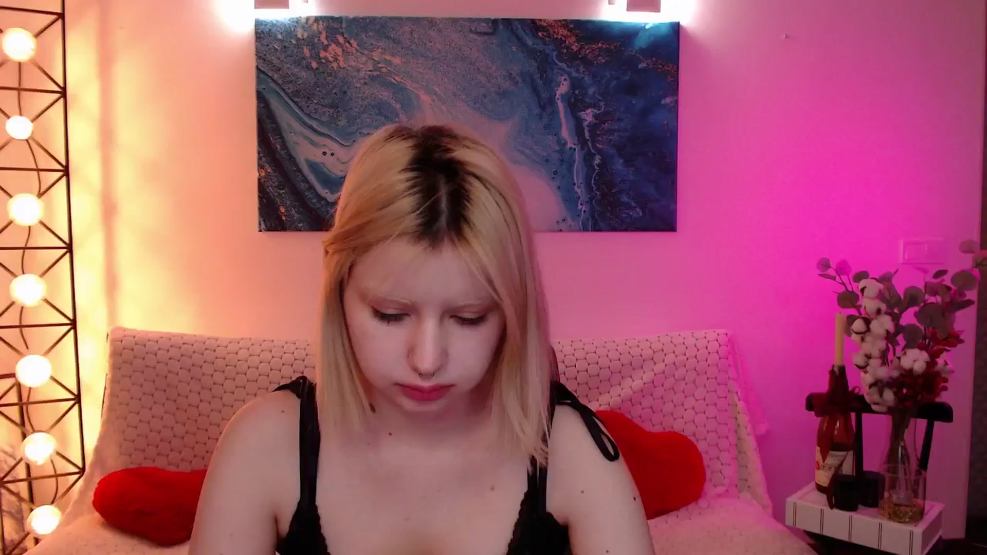 Gallery image thumbnail from Eva_Alver's myfreecams stream on, 02/25/2025, 02:26 image 15 of 20