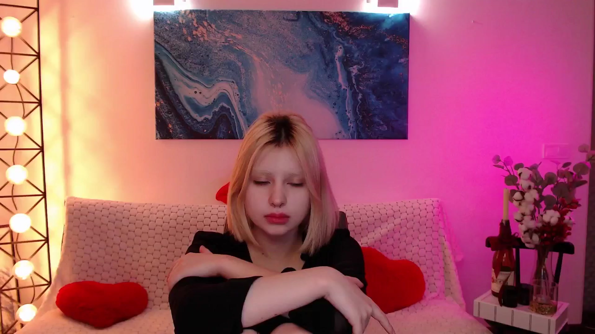 Gallery image thumbnail from Eva_Alver's myfreecams stream on, 02/25/2025, 02:26 image 1 of 20
