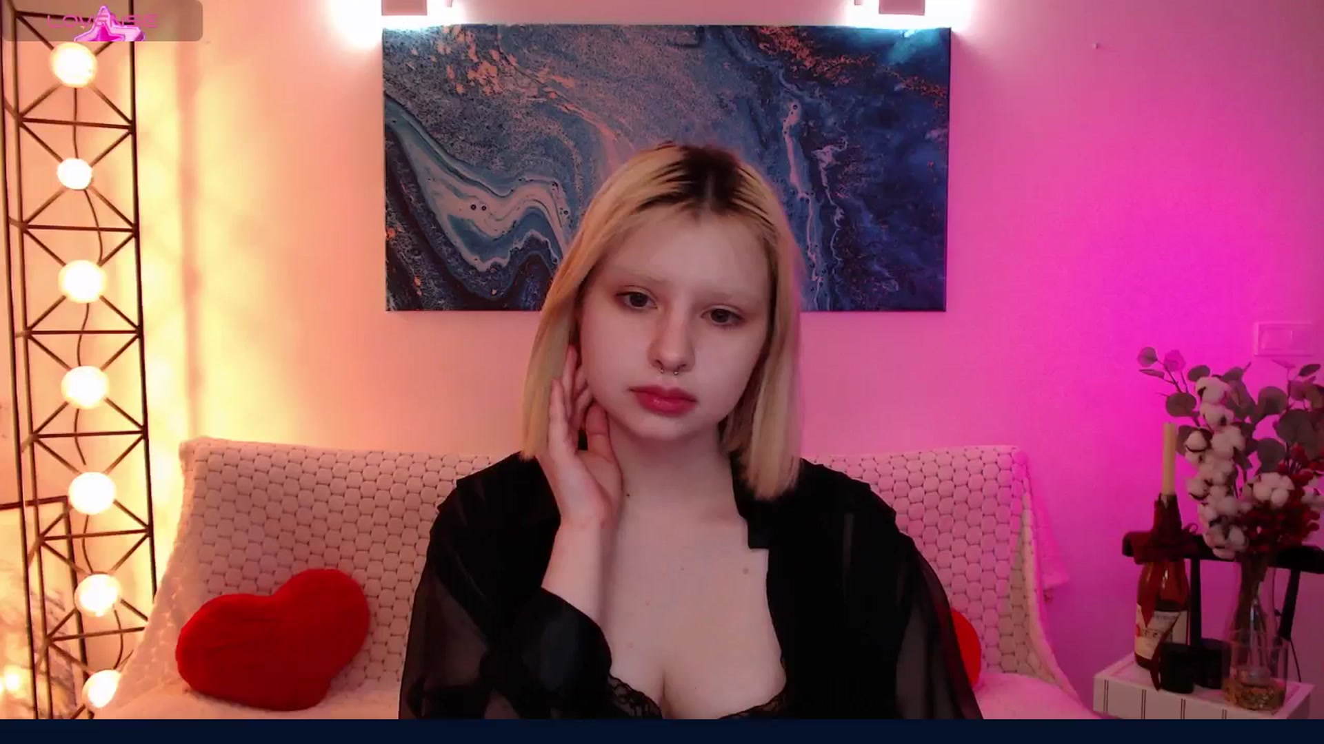 Gallery image thumbnail from Eva_Alver's myfreecams stream on, 02/26/2025, 23:49 image 15 of 20