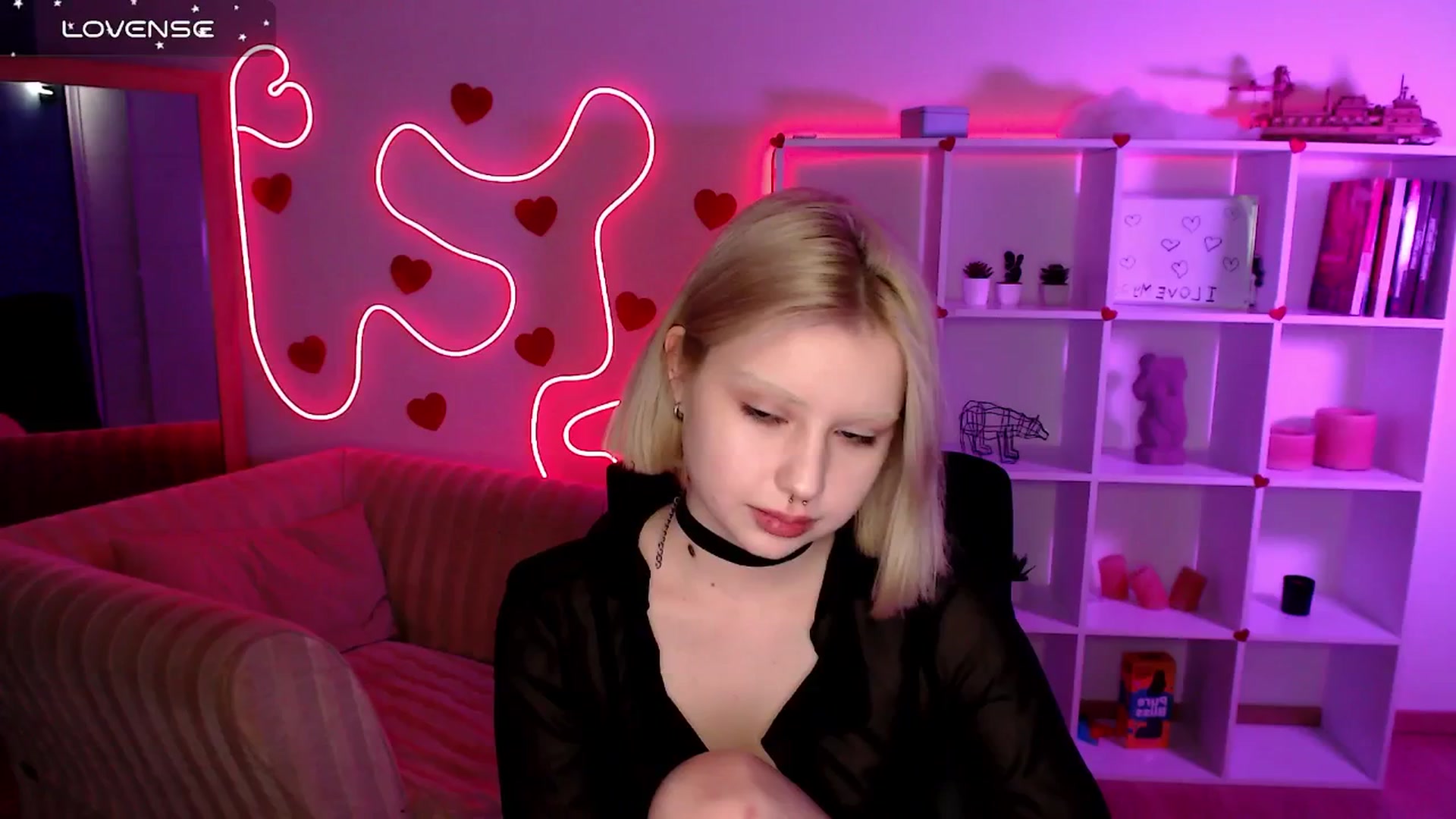 Gallery image thumbnail from Eva_Alver's myfreecams stream on, 03/06/2025, 24:36 image 10 of 20