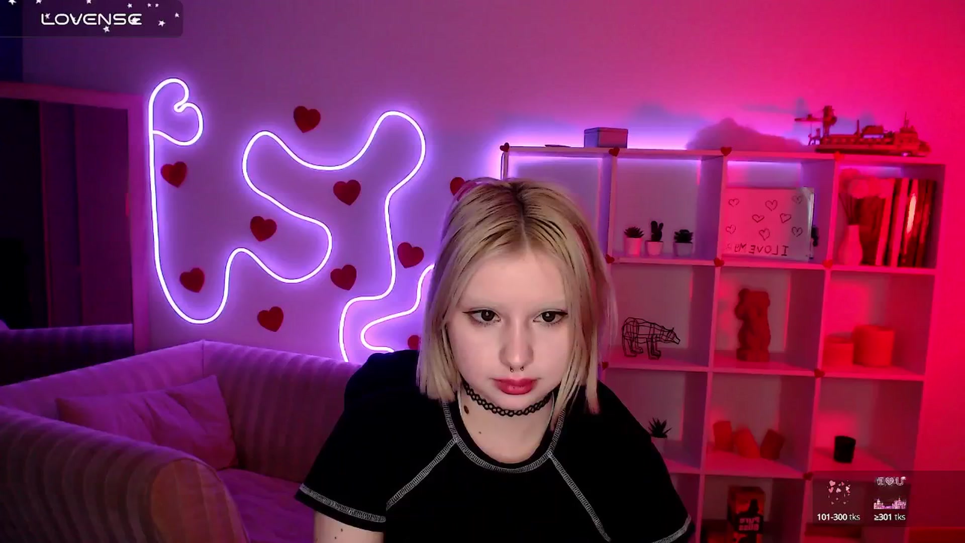 Gallery image thumbnail from Eva_Alver's myfreecams stream on, 03/10/2025, 23:32 image 20 of 20