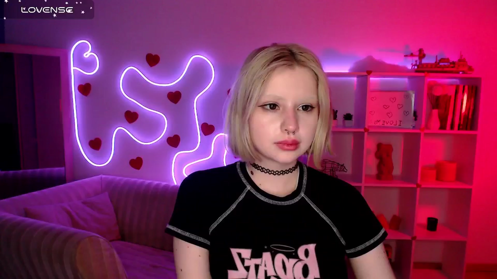 Gallery image thumbnail from Eva_Alver's myfreecams stream on, 03/11/2025, 02:12 image 4 of 20