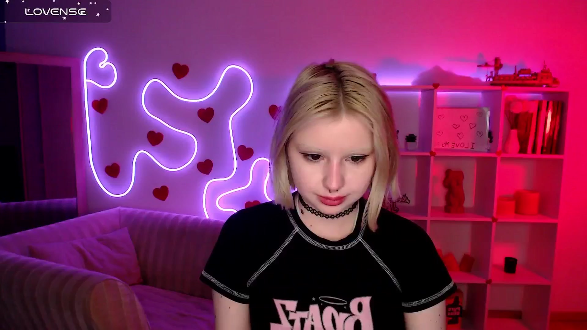 Gallery image thumbnail from Eva_Alver's myfreecams stream on, 03/11/2025, 02:12 image 5 of 20