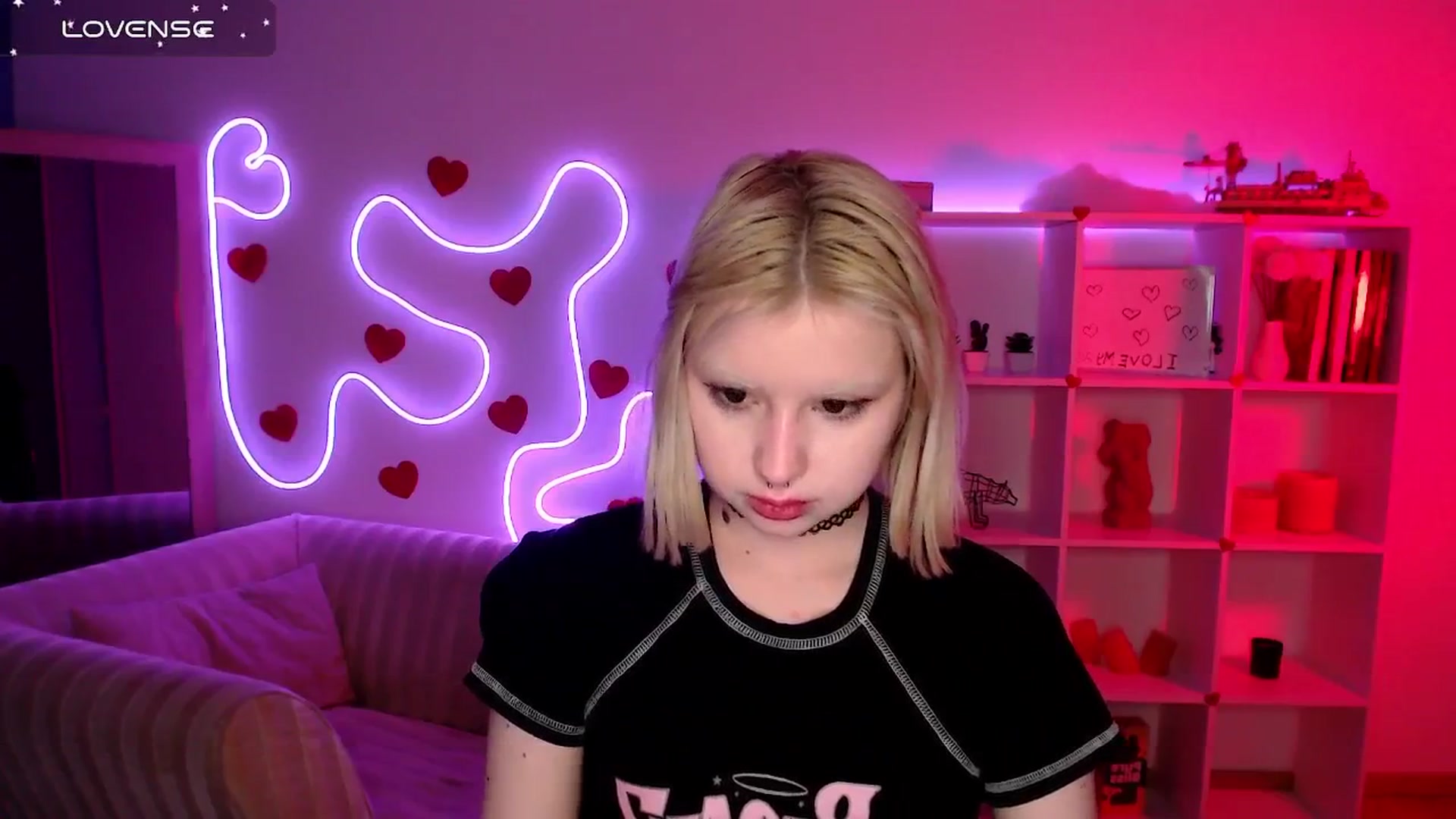 Gallery image thumbnail from Eva_Alver's myfreecams stream on, 03/11/2025, 02:12 image 19 of 20