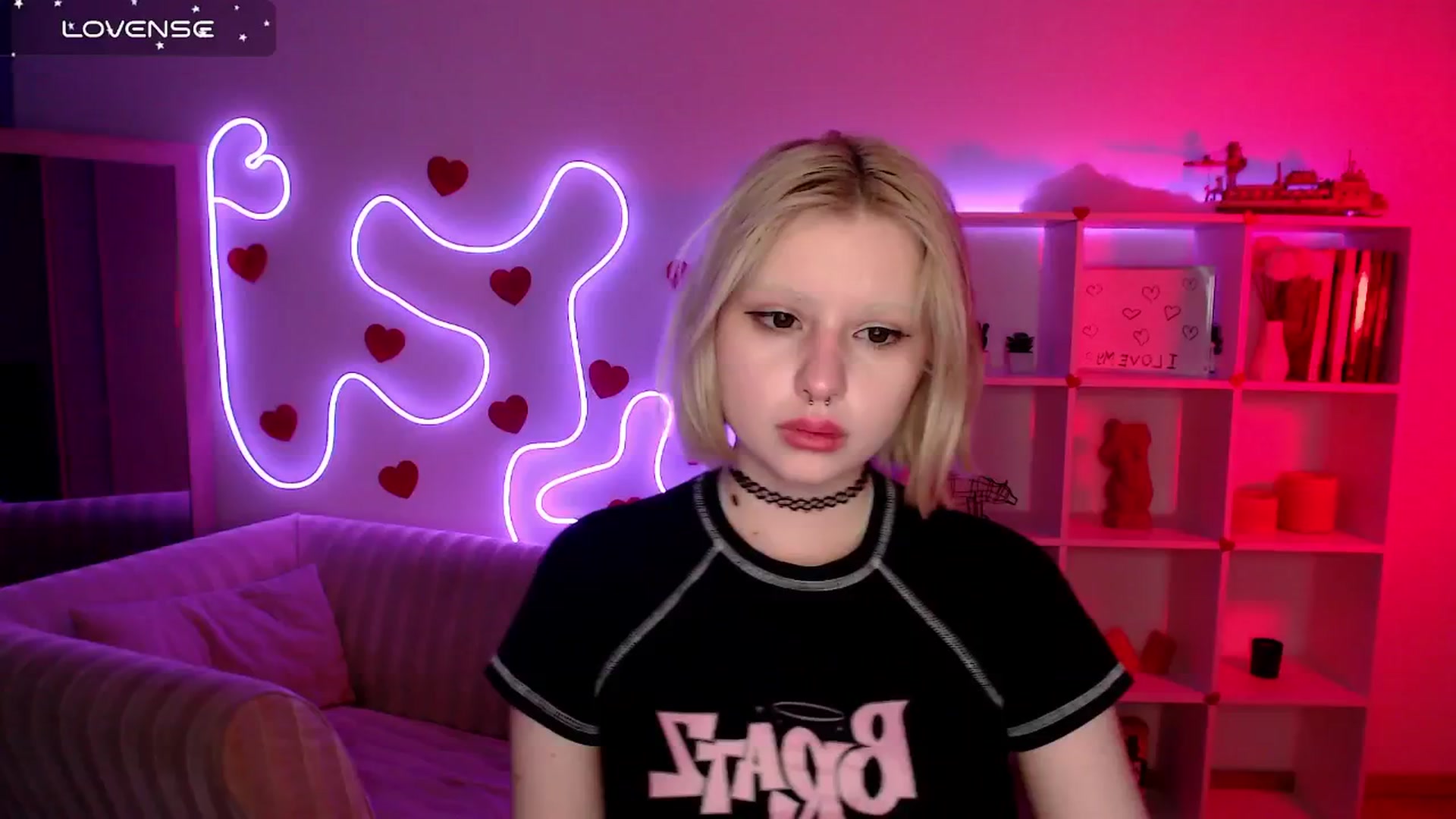 Gallery image thumbnail from Eva_Alver's myfreecams stream on, 03/11/2025, 02:12 image 1 of 20