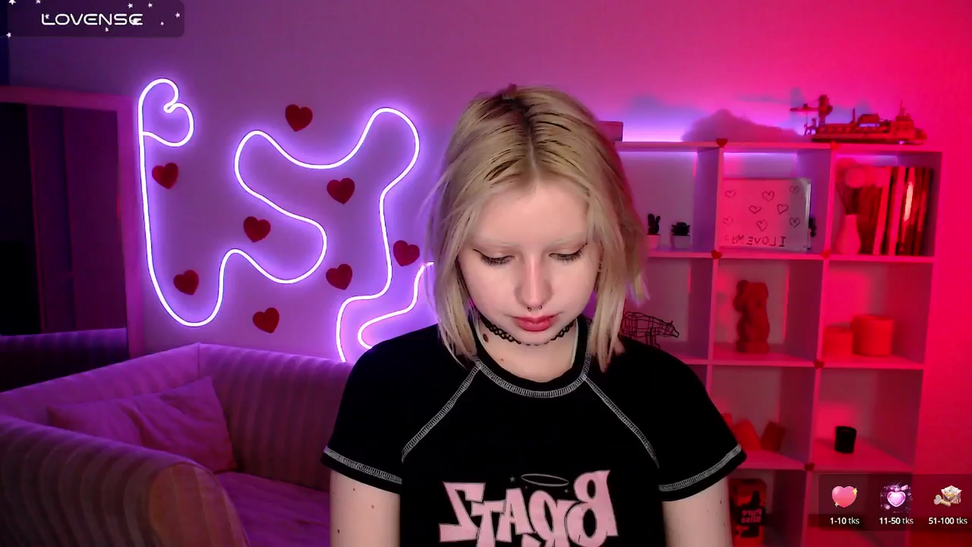 Gallery image thumbnail from Eva_Alver's myfreecams stream on, 03/11/2025, 02:12 image 3 of 20