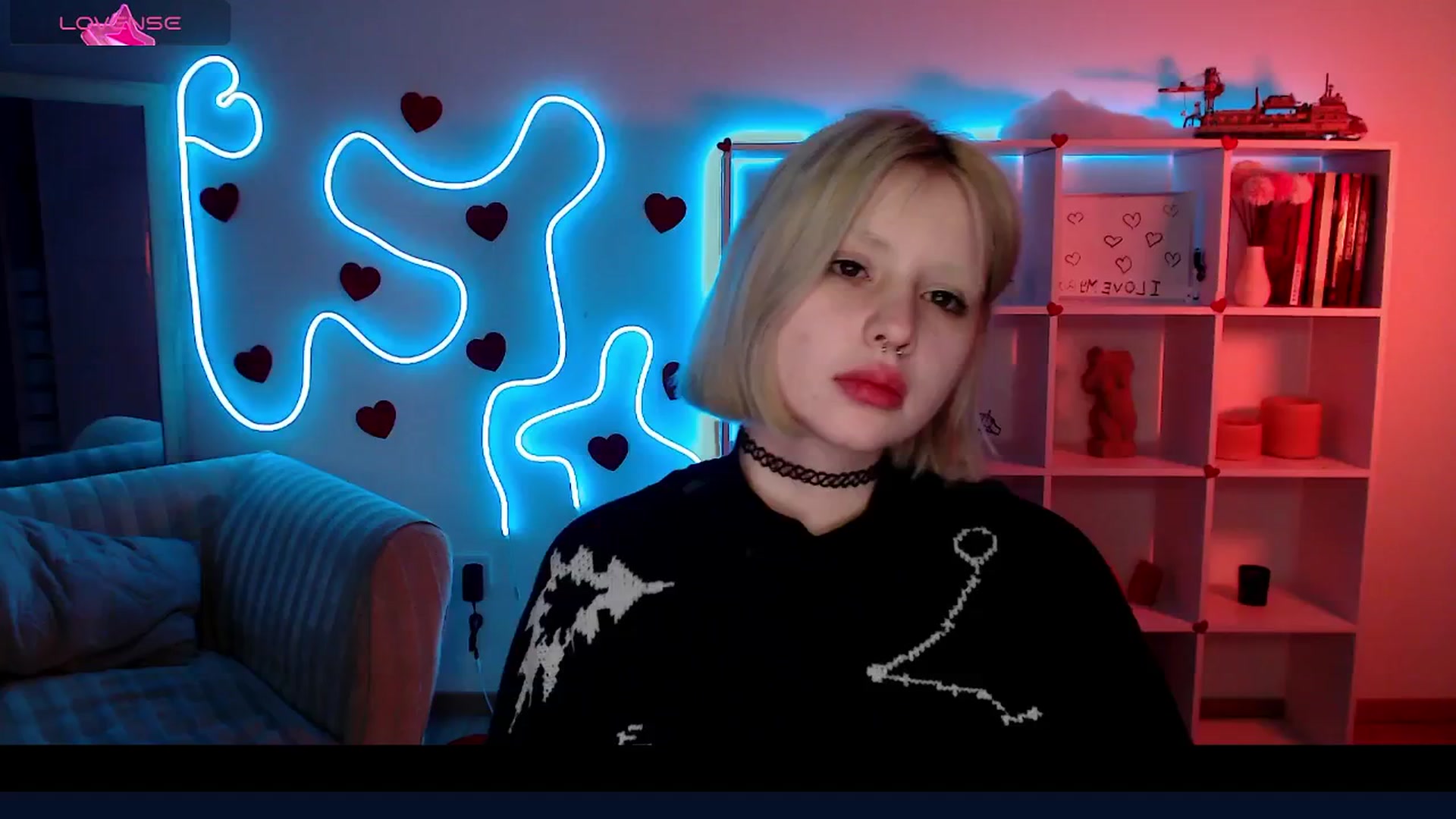 Gallery image thumbnail from Eva_Alver's myfreecams stream on, 03/18/2025, 24:50 image 20 of 20