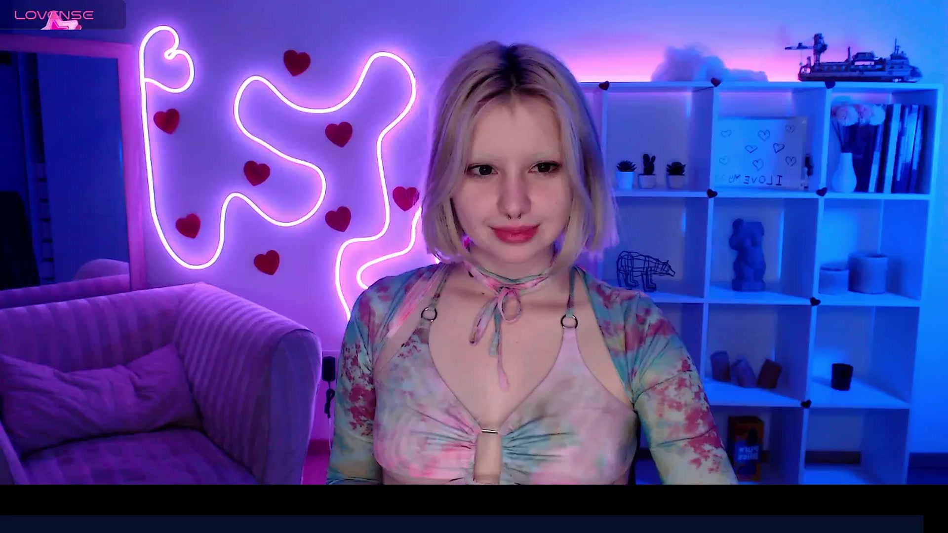 Gallery image thumbnail from Eva_Alver's myfreecams stream on, 03/31/2025, 02:38 image 19 of 20