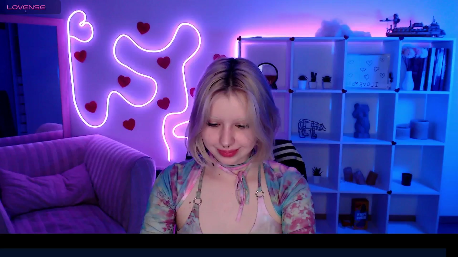 Gallery image thumbnail from Eva_Alver's myfreecams stream on, 03/31/2025, 02:38 image 1 of 20