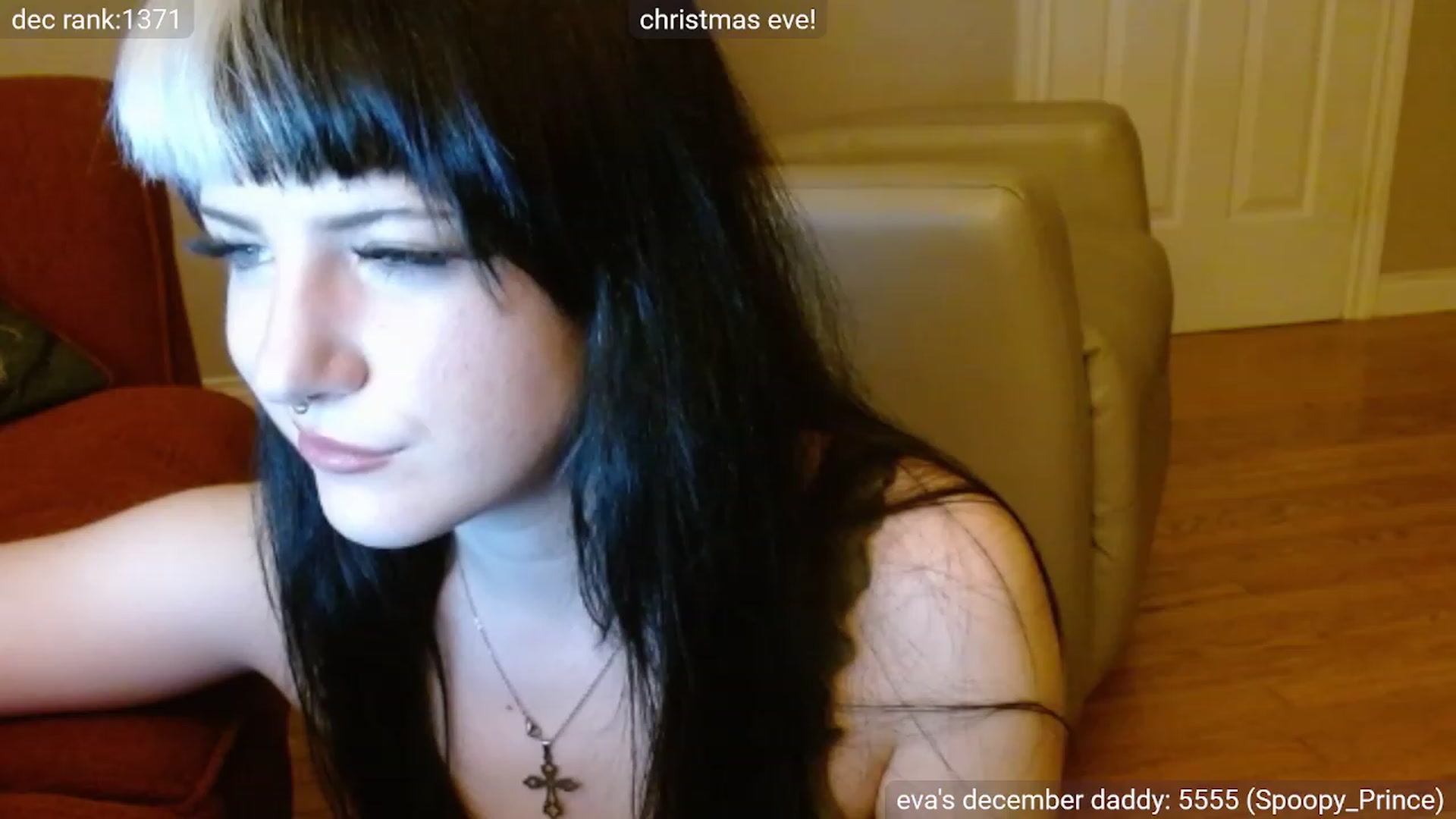 Gallery image thumbnail from Eva_Blush's myfreecams stream on, 12/25/2022, 06:28 image 3 of 20