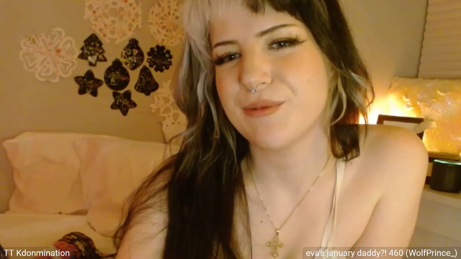 Gallery image thumbnail from Eva_Blush's myfreecams stream on, 01/12/2023, 04:52 image 14 of 20