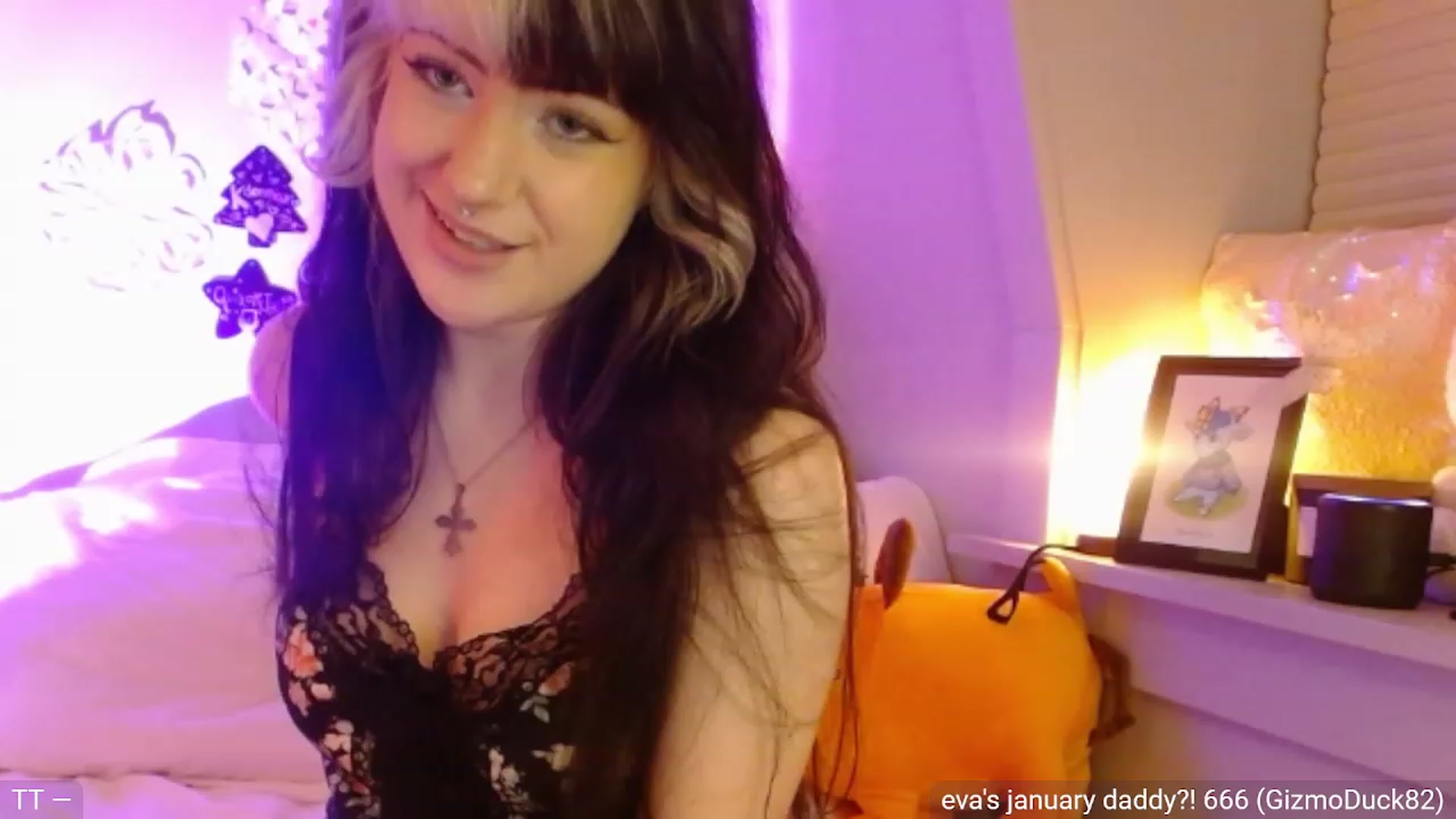 Gallery image thumbnail from Eva_Blush's myfreecams stream on, 01/17/2023, 04:40 image 11 of 20