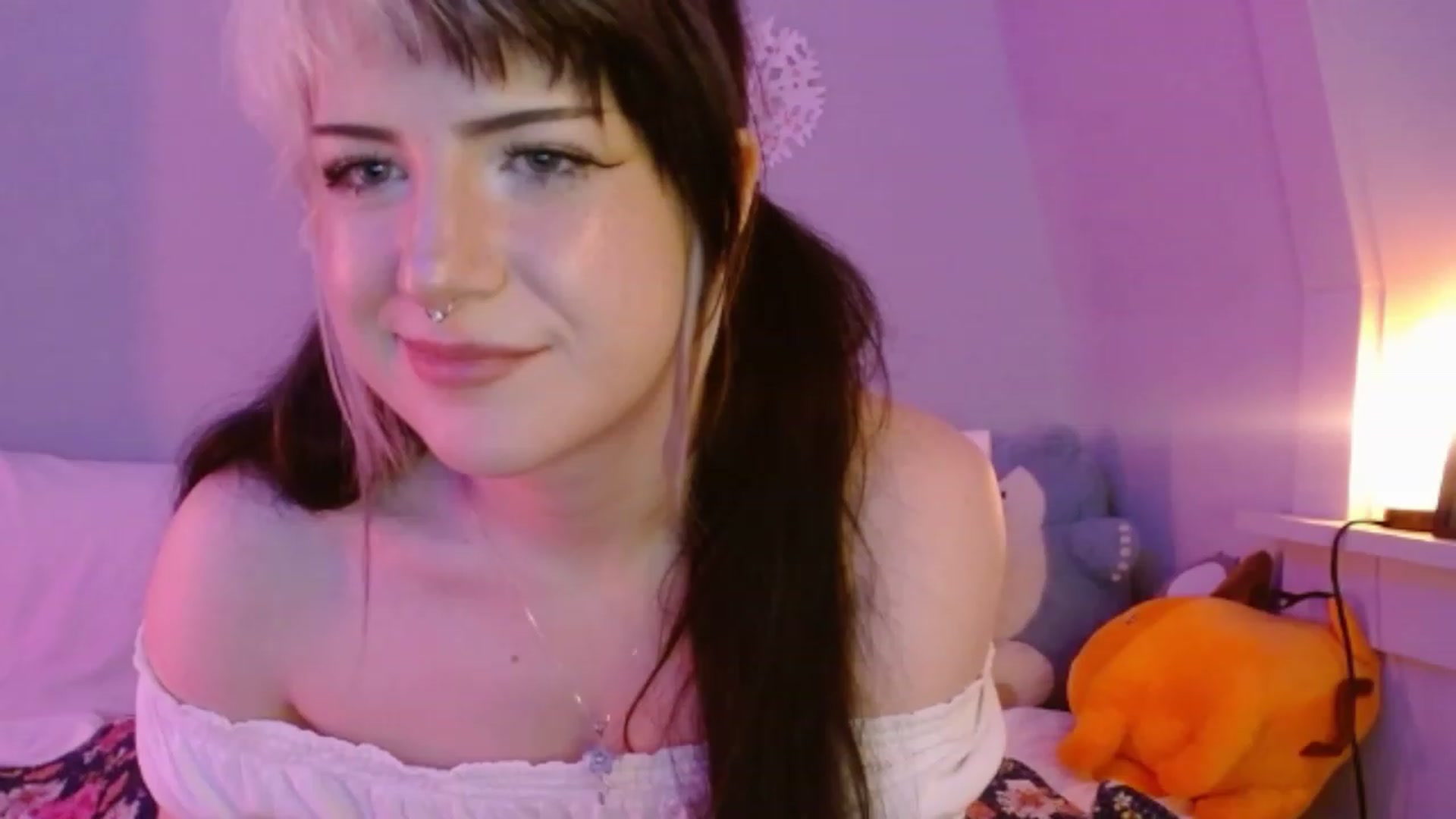 Gallery image thumbnail from Eva_Blush's myfreecams stream on, 01/18/2023, 04:24 image 18 of 20