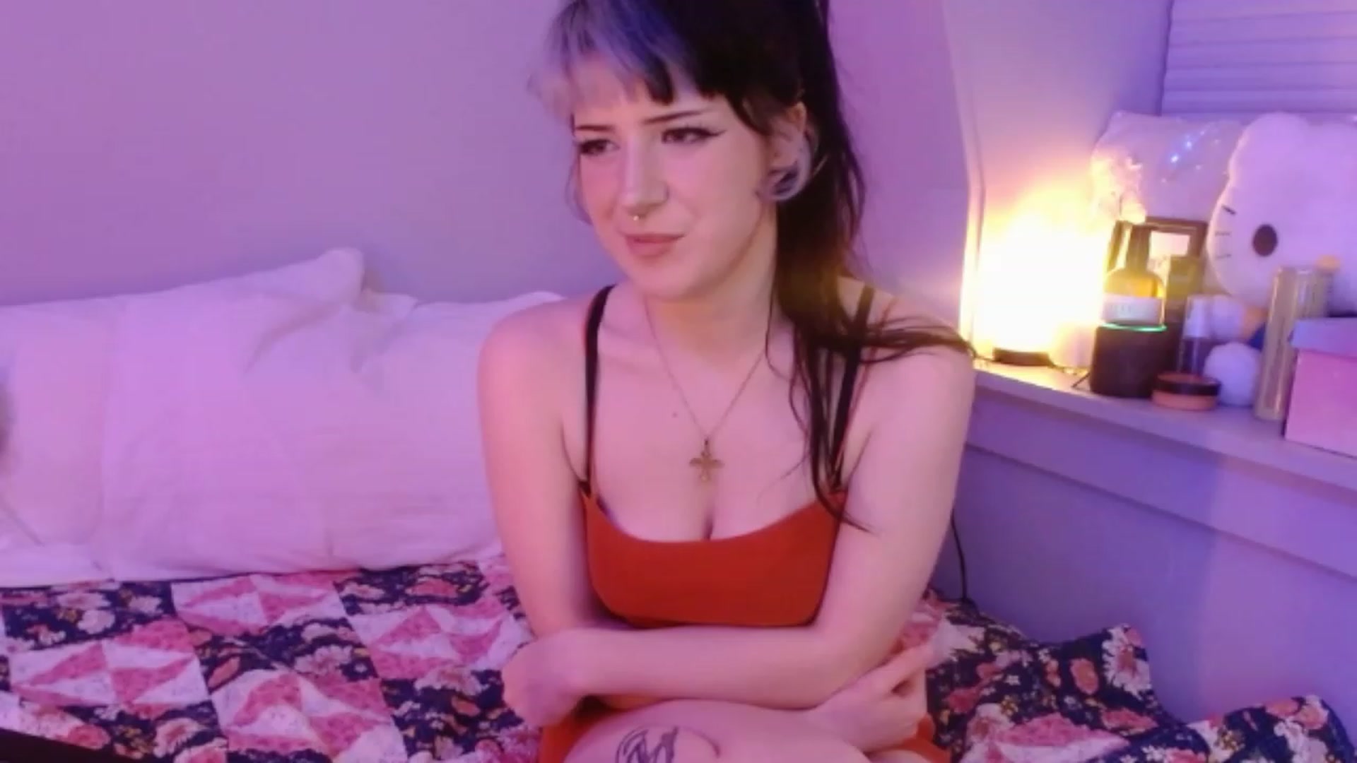 Gallery image thumbnail from Eva_Blush's myfreecams stream on, 04/04/2023, 04:50 image 4 of 20