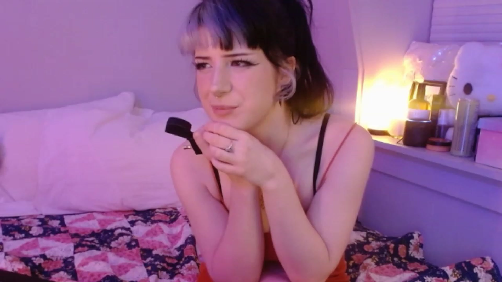 Gallery image thumbnail from Eva_Blush's myfreecams stream on, 04/04/2023, 04:50 image 19 of 20