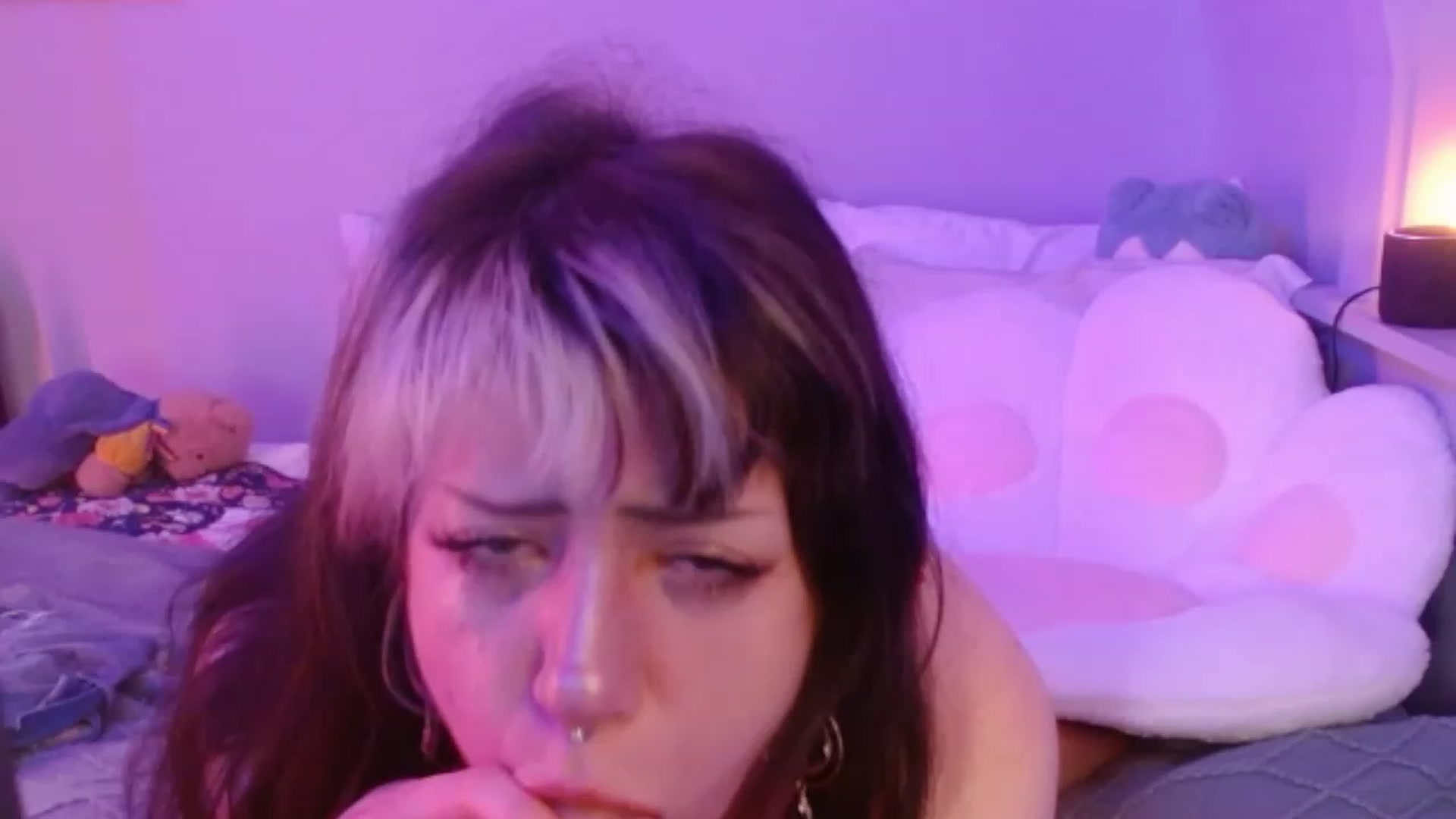 Gallery image thumbnail from Eva_Blush's myfreecams stream on, 05/08/2023, 05:08 image 13 of 20