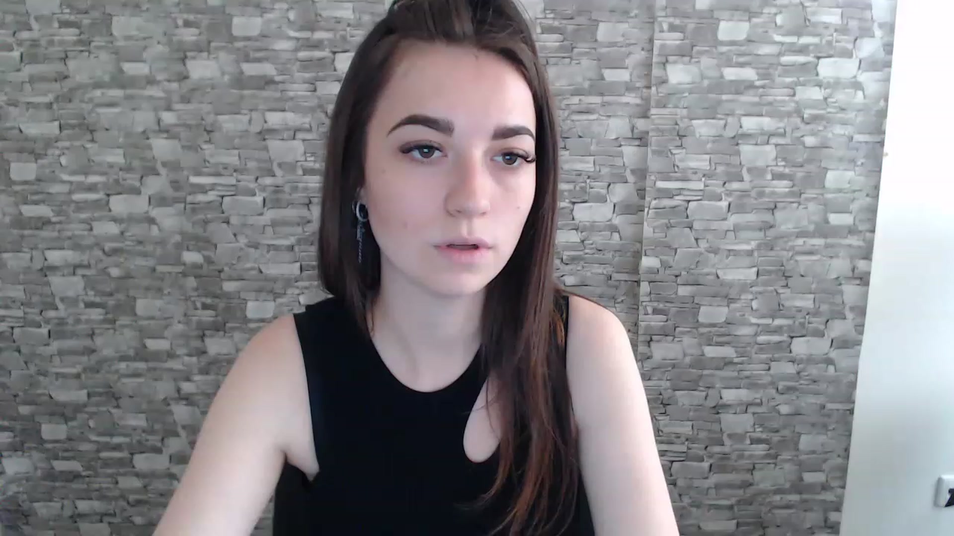 Gallery image thumbnail from Eva_Eldis's myfreecams stream on, 06/24/2023, 10:19 image 15 of 20