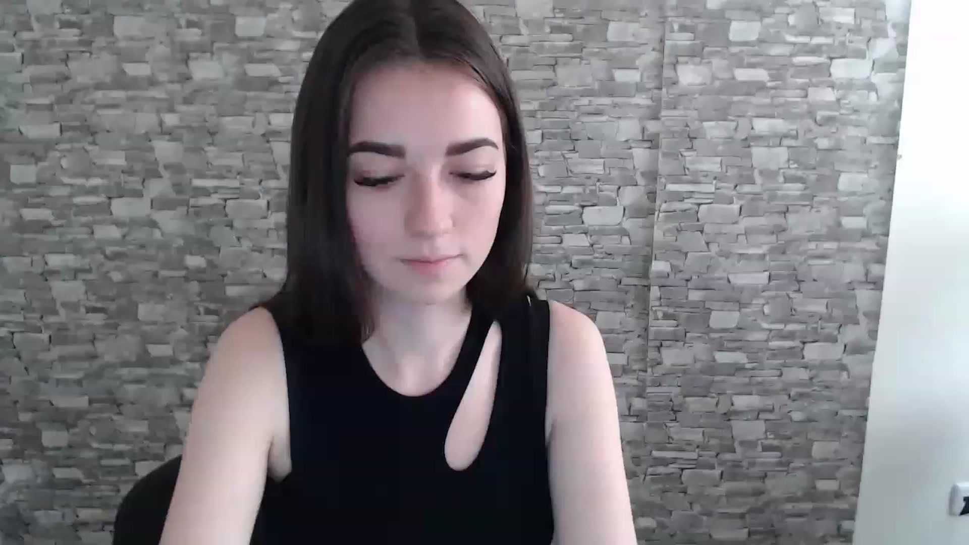 Gallery image thumbnail from Eva_Eldis's myfreecams stream on, 06/24/2023, 10:19 image 6 of 20