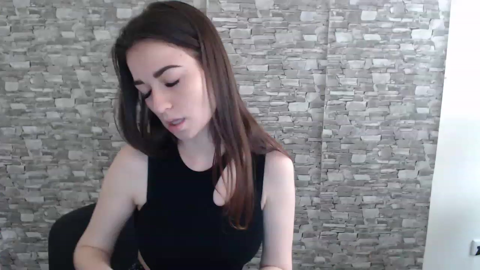 Gallery image thumbnail from Eva_Eldis's myfreecams stream on, 06/24/2023, 10:19 image 19 of 20