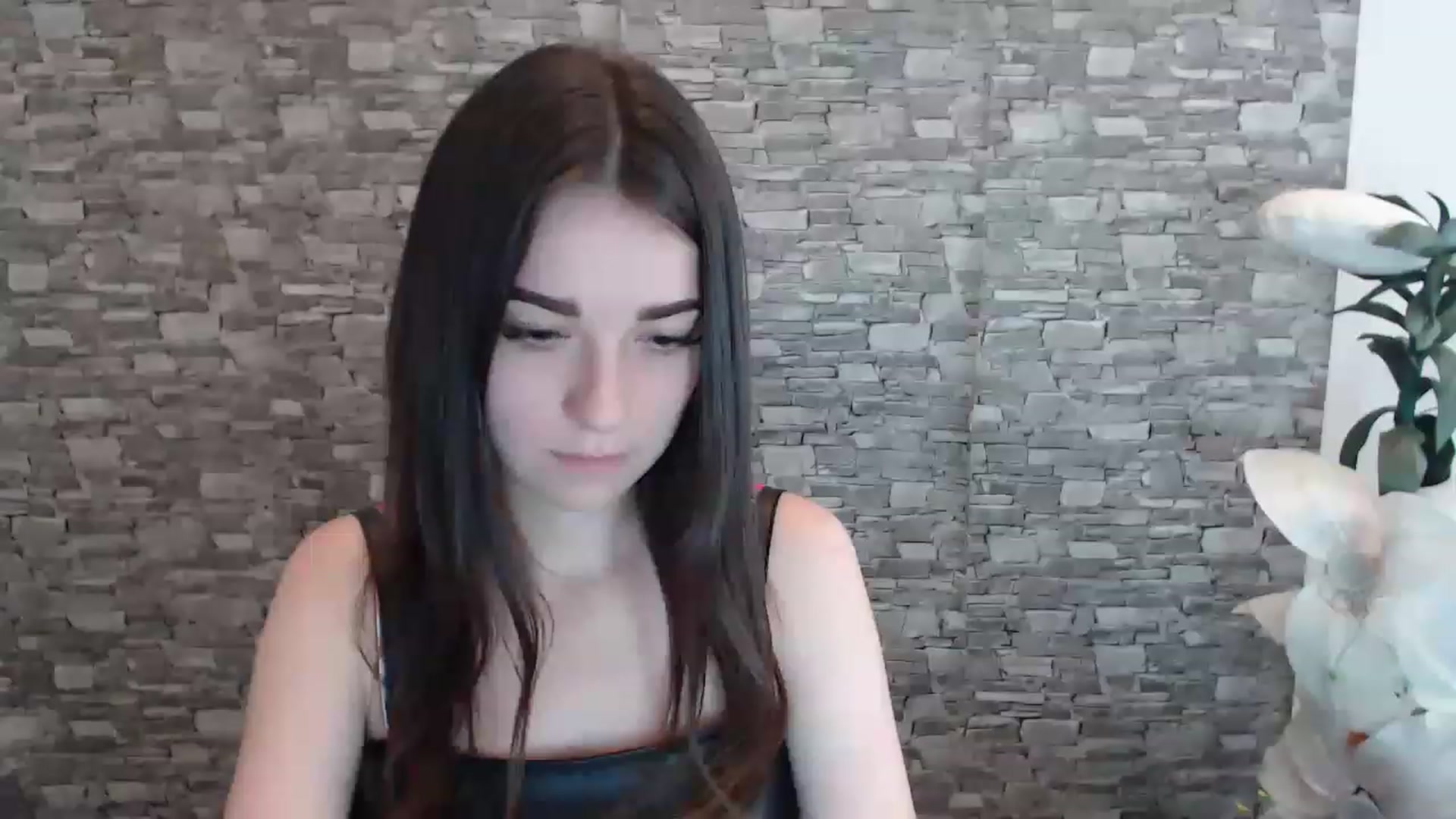 Gallery image thumbnail from Eva_Eldis's myfreecams stream on, 06/25/2023, 12:34 image 17 of 20