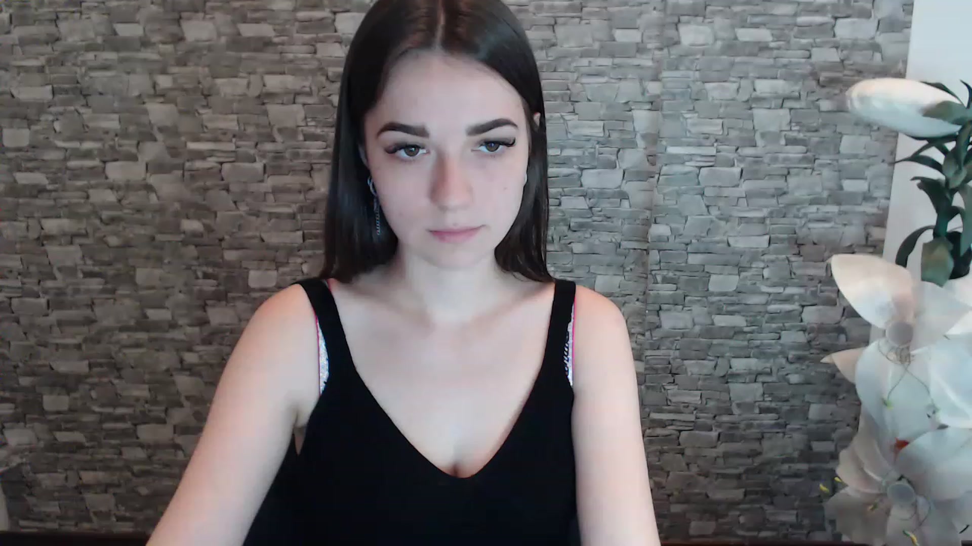 Gallery image thumbnail from Eva_Eldis's myfreecams stream on, 06/25/2023, 14:03 image 10 of 20