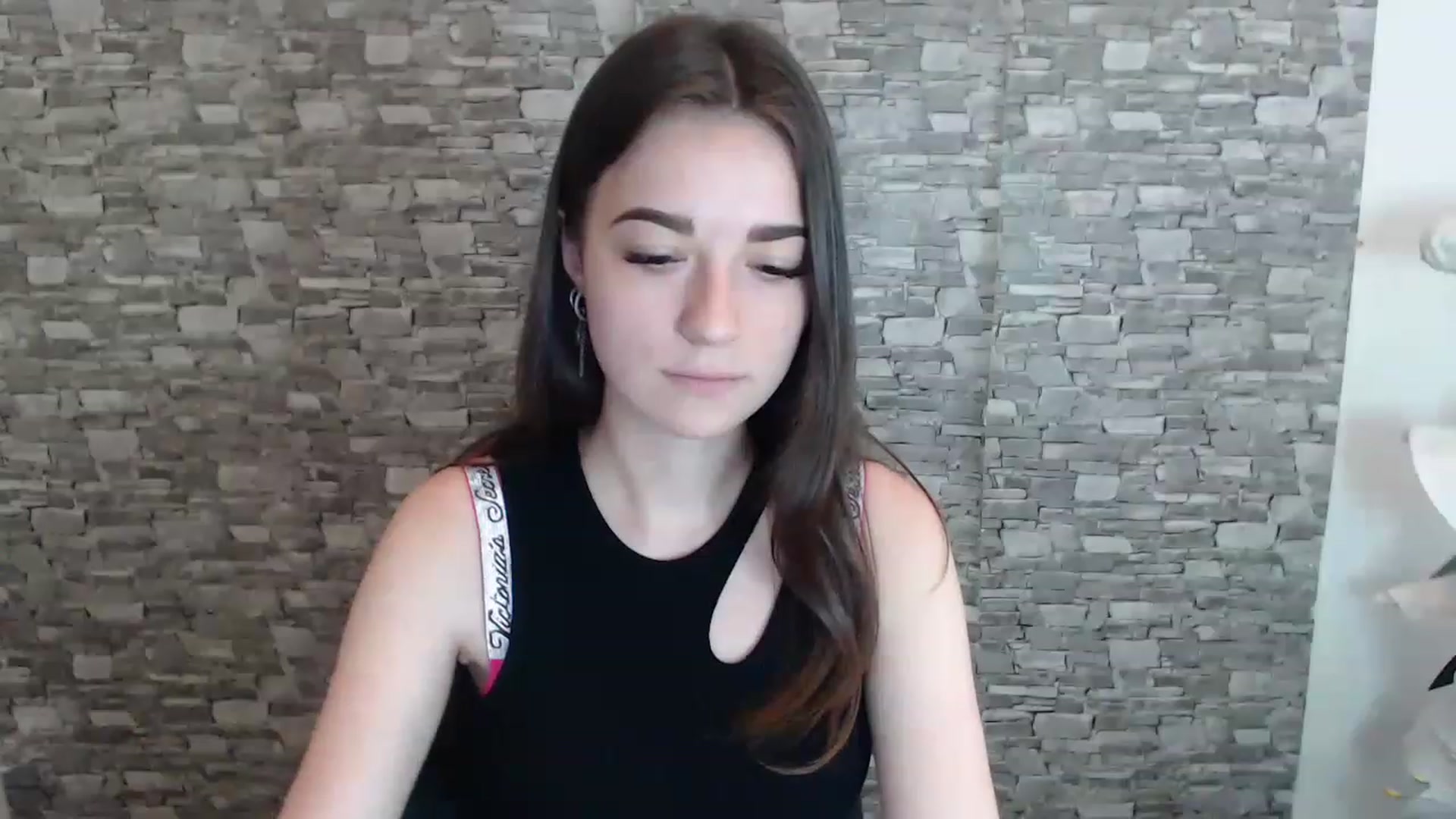 Gallery image thumbnail from Eva_Eldis's myfreecams stream on, 06/26/2023, 11:23 image 19 of 20