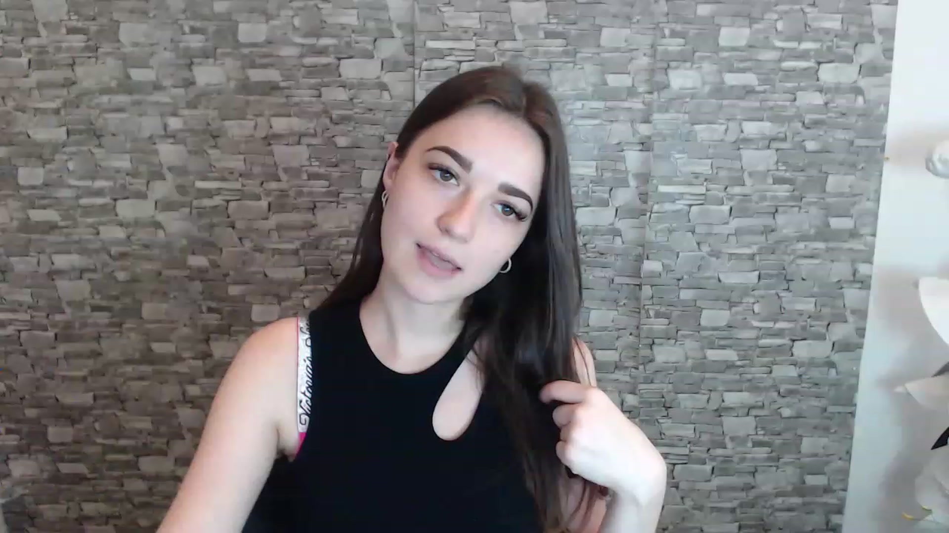 Gallery image thumbnail from Eva_Eldis's myfreecams stream on, 06/26/2023, 11:23 image 4 of 20