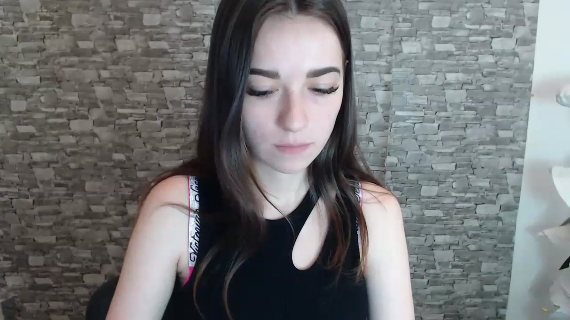 Gallery image thumbnail from Eva_Eldis's myfreecams stream on, 06/26/2023, 11:23 image 12 of 20