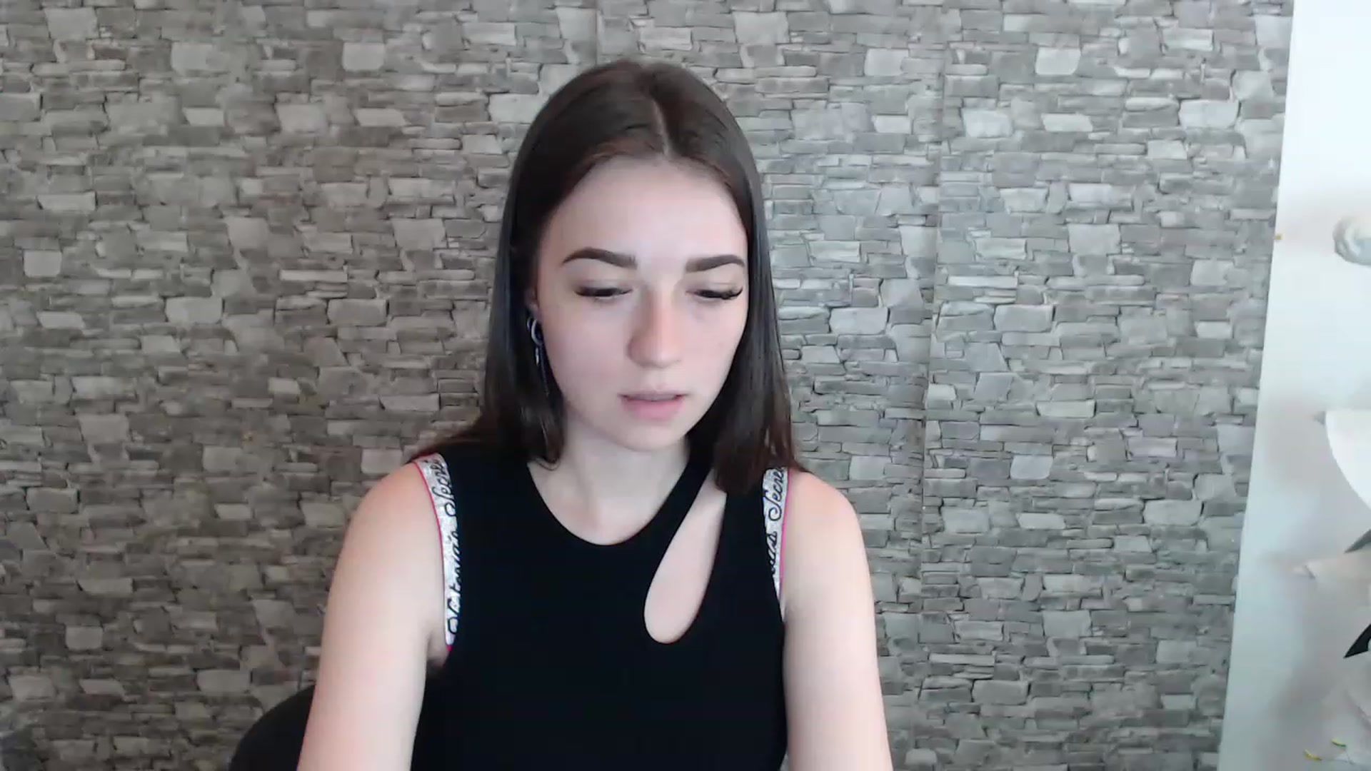 Gallery image thumbnail from Eva_Eldis's myfreecams stream on, 06/26/2023, 13:34 image 10 of 20