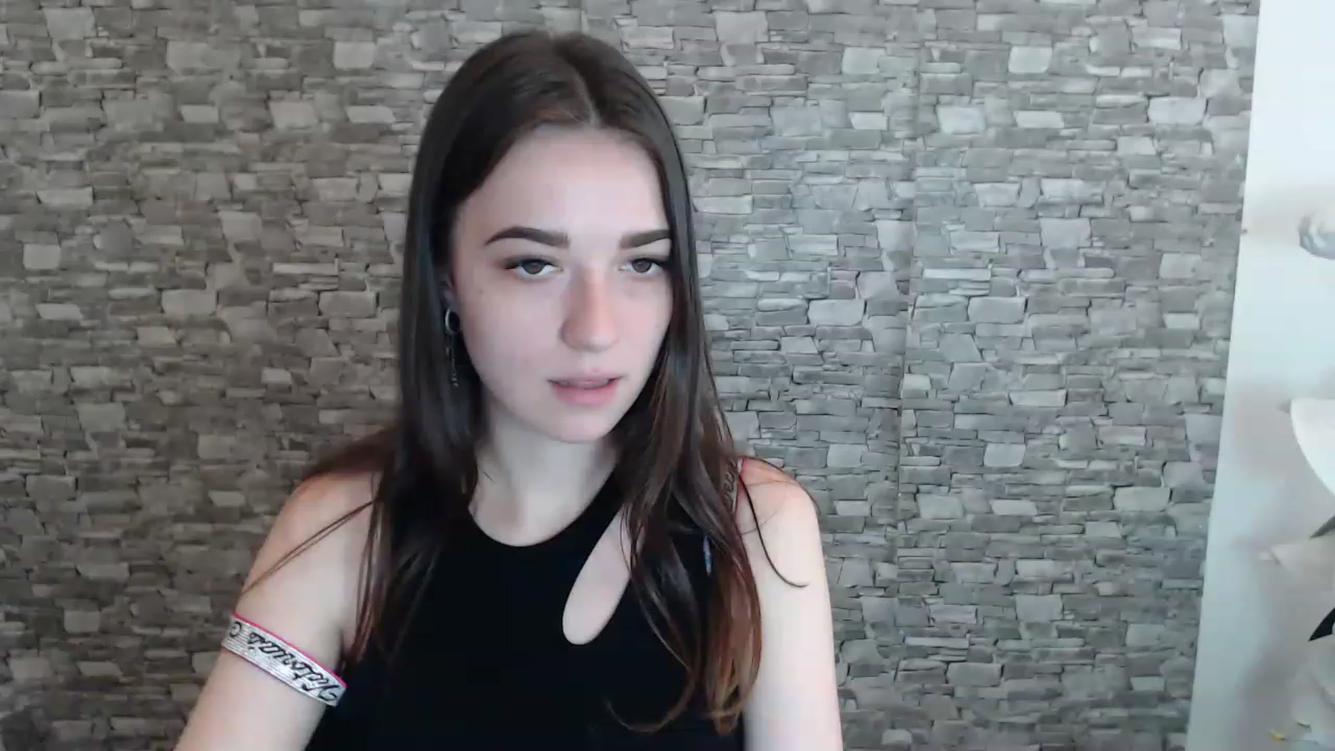 Gallery image thumbnail from Eva_Eldis's myfreecams stream on, 06/26/2023, 13:34 image 17 of 20