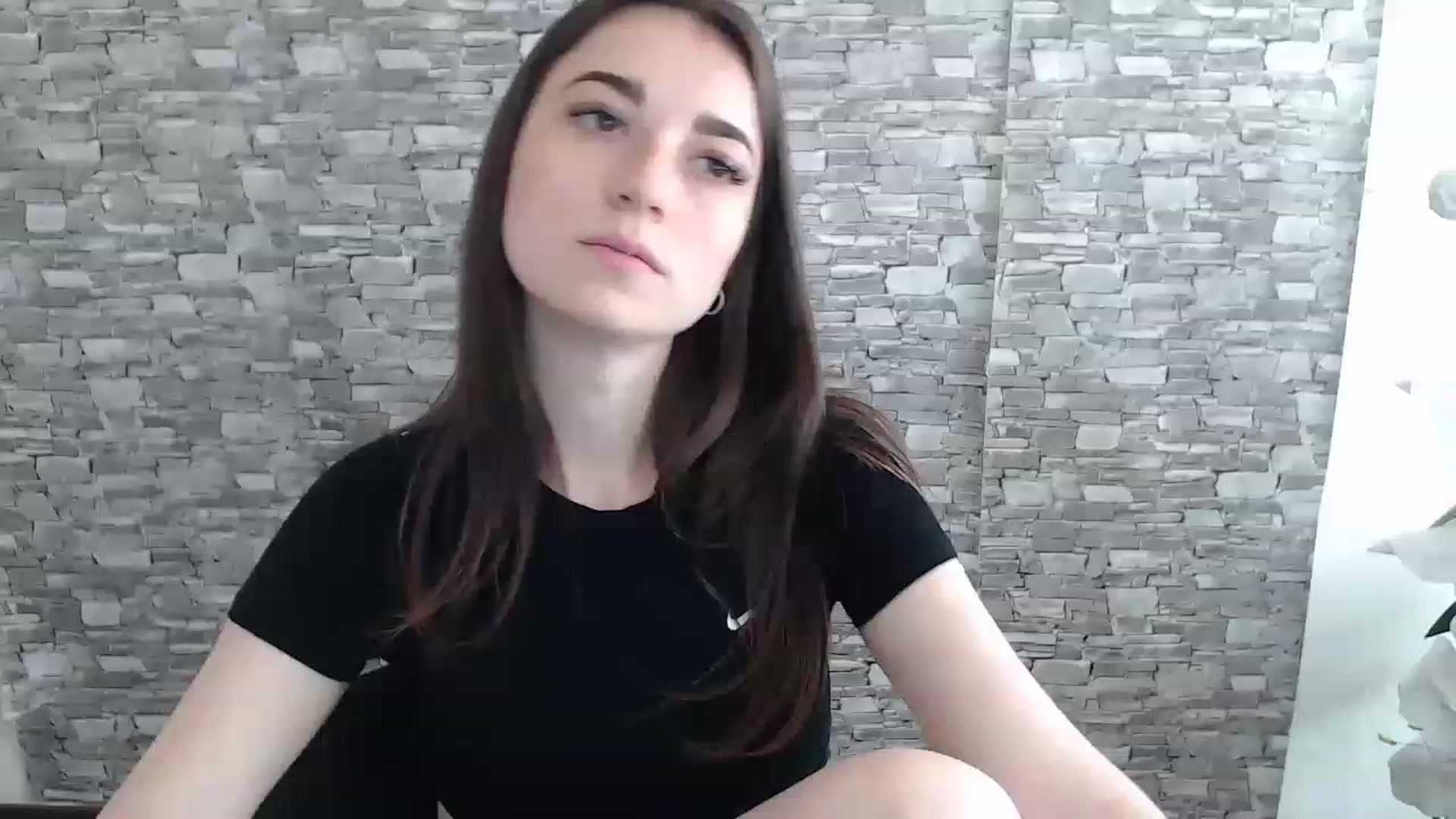 Gallery image thumbnail from Eva_Eldis's myfreecams stream on, 06/27/2023, 08:00 image 15 of 20