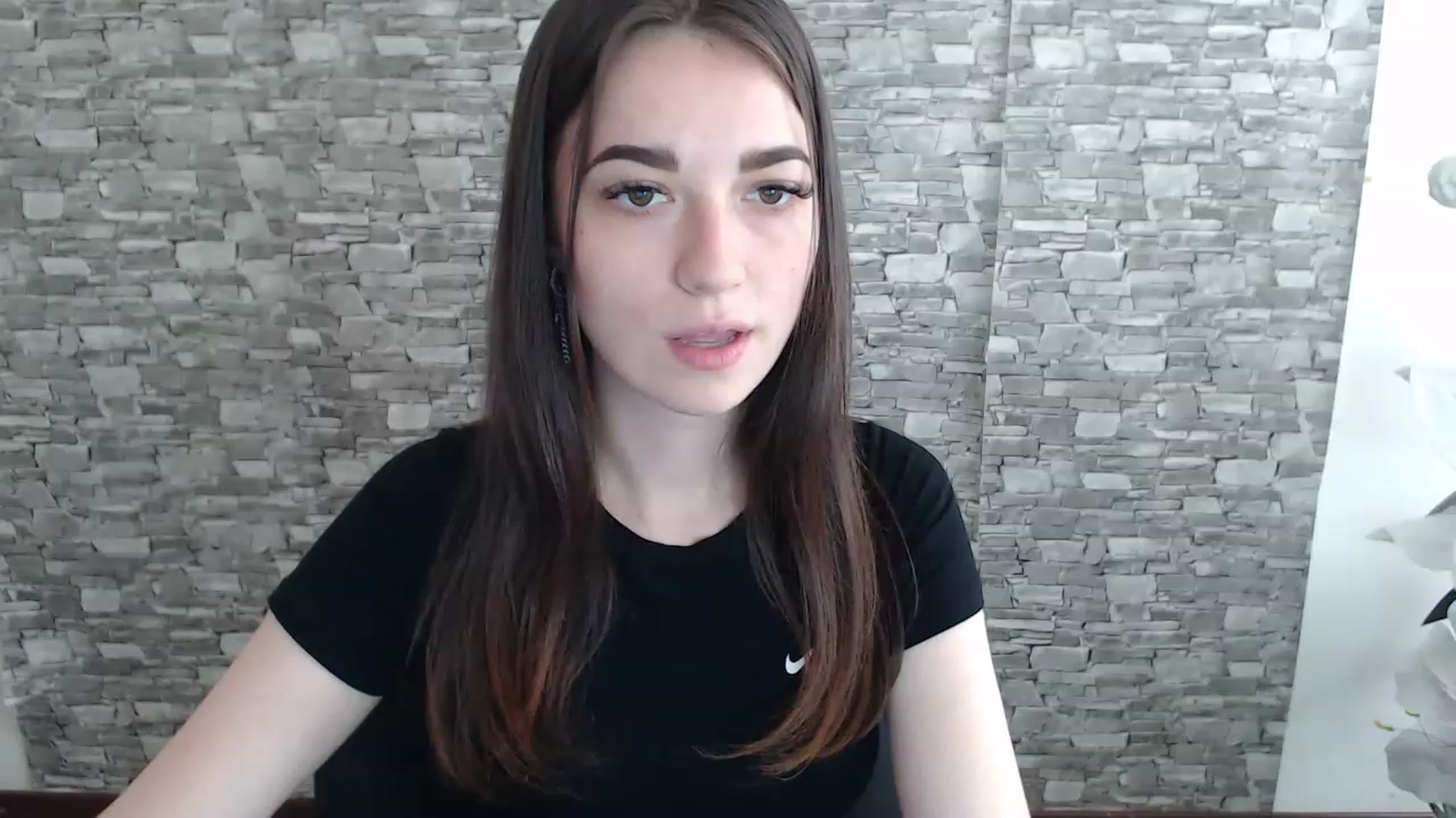 Gallery image thumbnail from Eva_Eldis's myfreecams stream on, 06/27/2023, 09:49 image 11 of 20