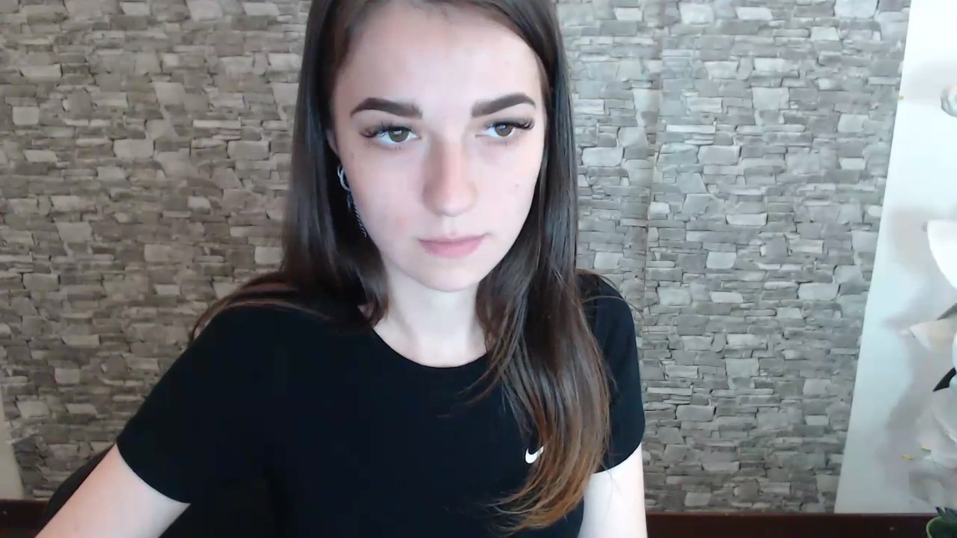 Gallery image thumbnail from Eva_Eldis's myfreecams stream on, 06/27/2023, 13:20 image 16 of 20
