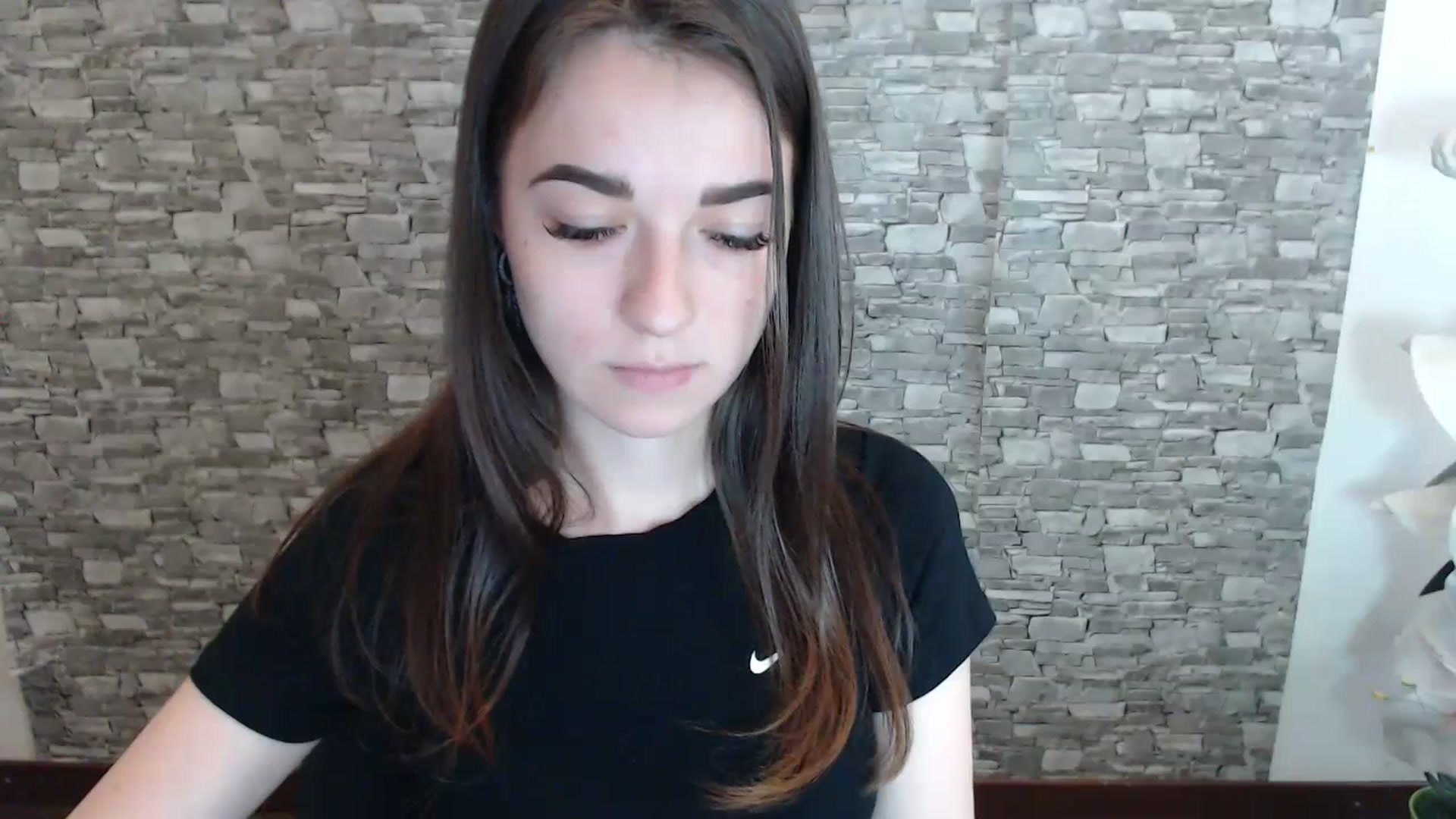 Gallery image thumbnail from Eva_Eldis's myfreecams stream on, 06/27/2023, 13:20 image 10 of 20