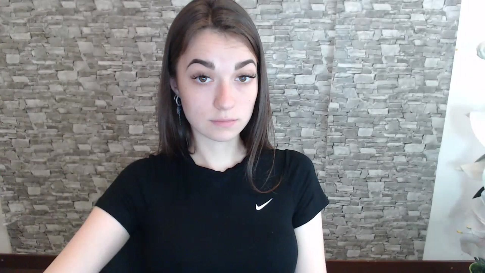 Gallery image thumbnail from Eva_Eldis's myfreecams stream on, 06/27/2023, 13:20 image 2 of 20