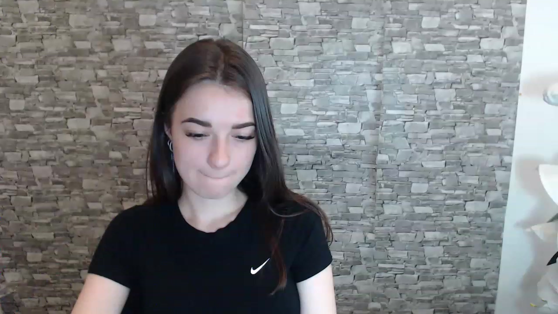 Gallery image thumbnail from Eva_Eldis's myfreecams stream on, 06/27/2023, 16:10 image 18 of 20