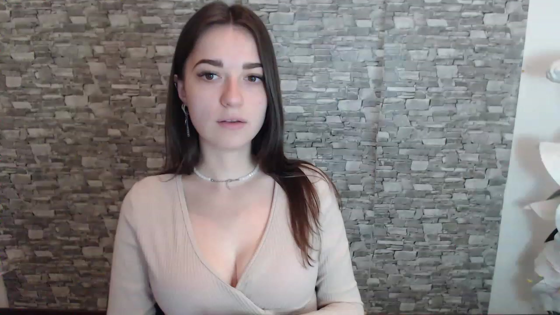 Gallery image thumbnail from Eva_Eldis's myfreecams stream on, 06/28/2023, 08:39 image 17 of 20