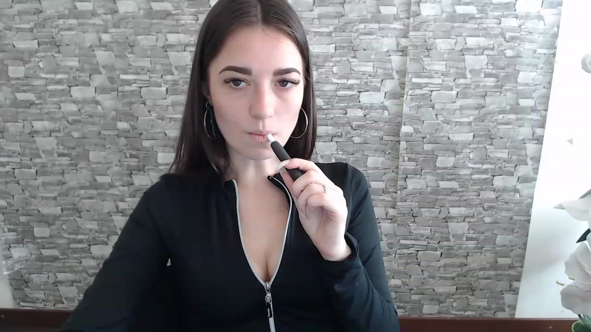 Gallery image thumbnail from Eva_Eldis's myfreecams stream on, 06/29/2023, 07:49 image 13 of 20