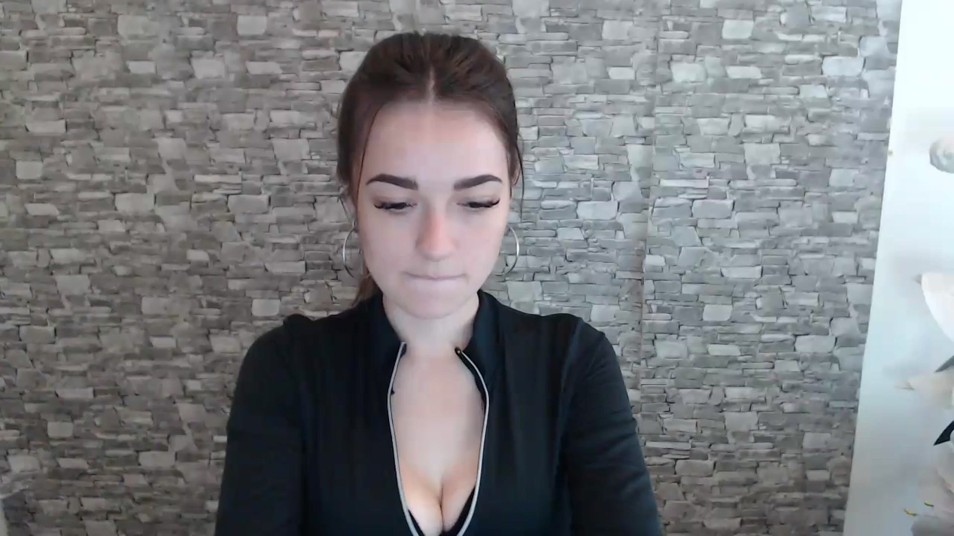 Gallery image thumbnail from Eva_Eldis's myfreecams stream on, 06/29/2023, 09:51 image 1 of 20