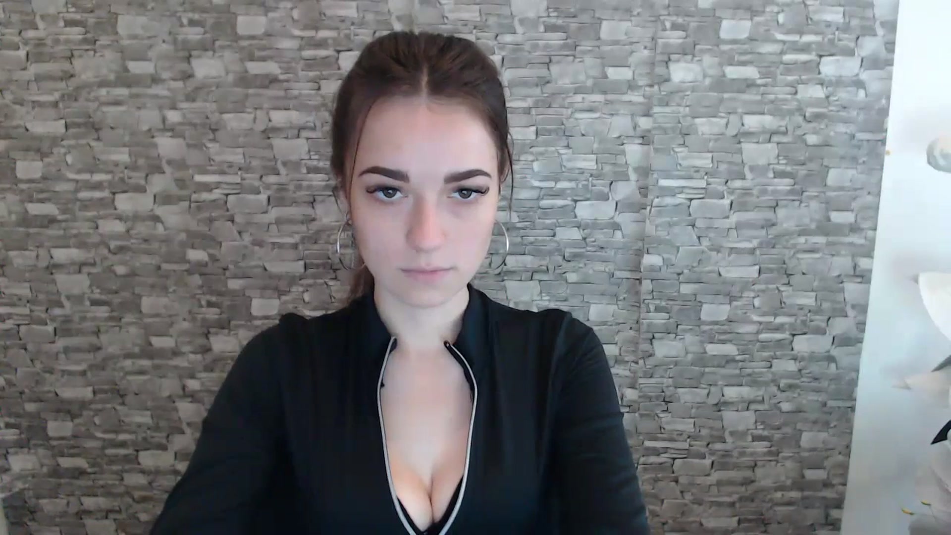 Gallery image thumbnail from Eva_Eldis's myfreecams stream on, 06/29/2023, 09:51 image 2 of 20