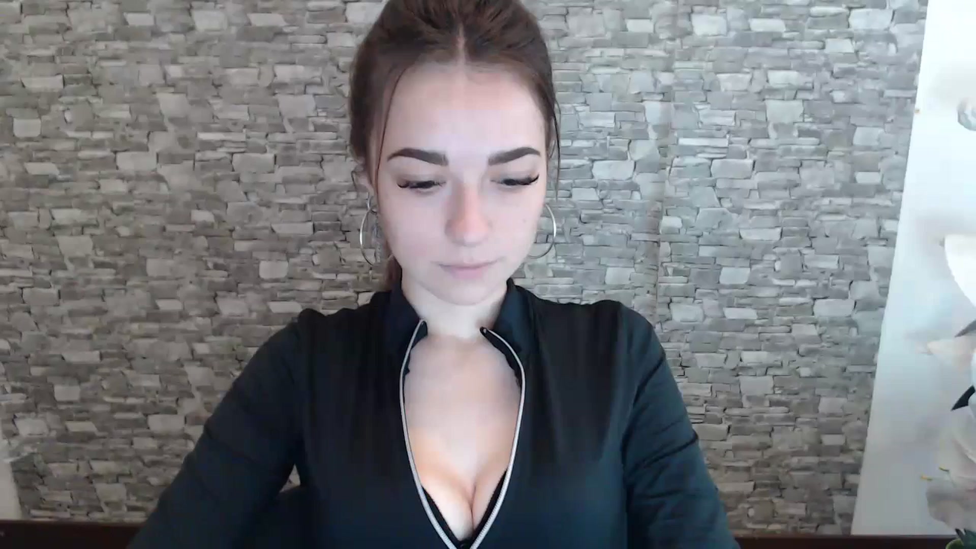 Gallery image thumbnail from Eva_Eldis's myfreecams stream on, 06/29/2023, 09:51 image 7 of 20