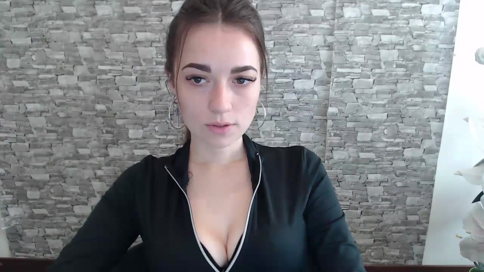 Gallery image thumbnail from Eva_Eldis's myfreecams stream on, 06/29/2023, 09:51 image 13 of 20