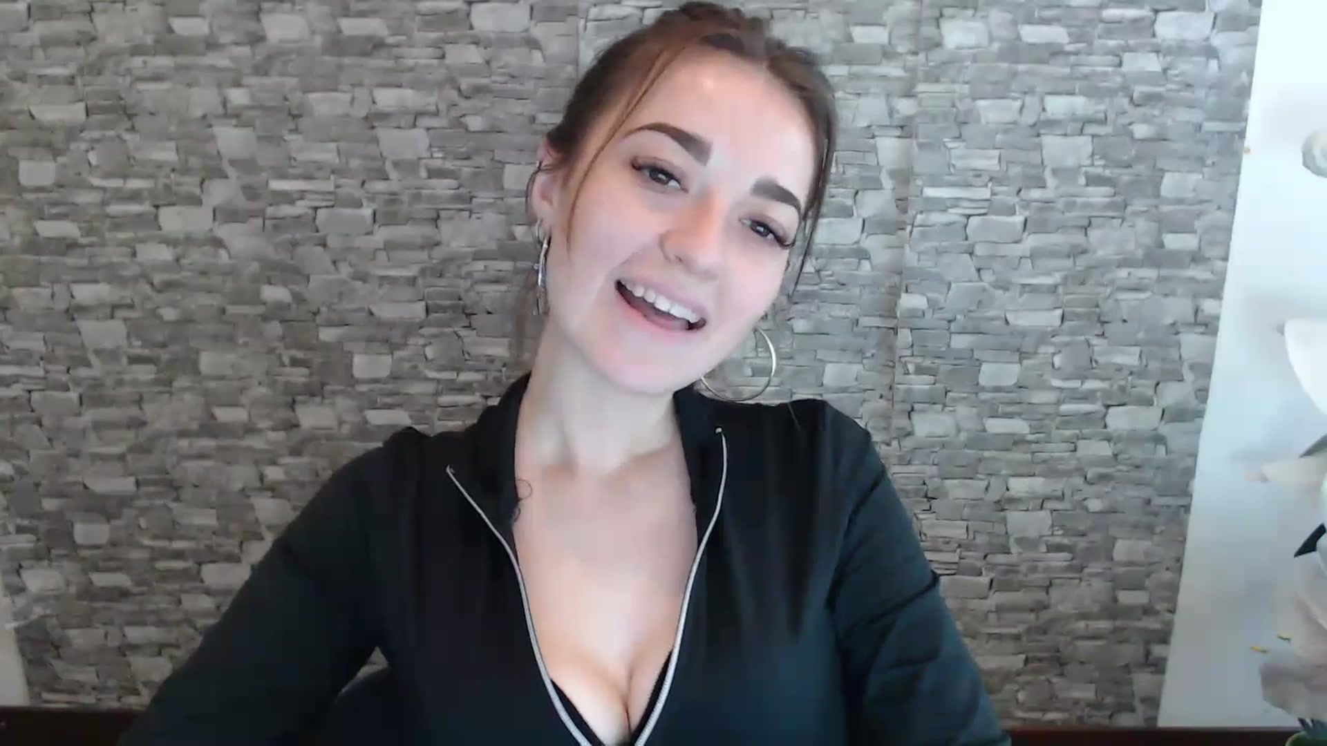 Gallery image thumbnail from Eva_Eldis's myfreecams stream on, 06/29/2023, 09:51 image 19 of 20