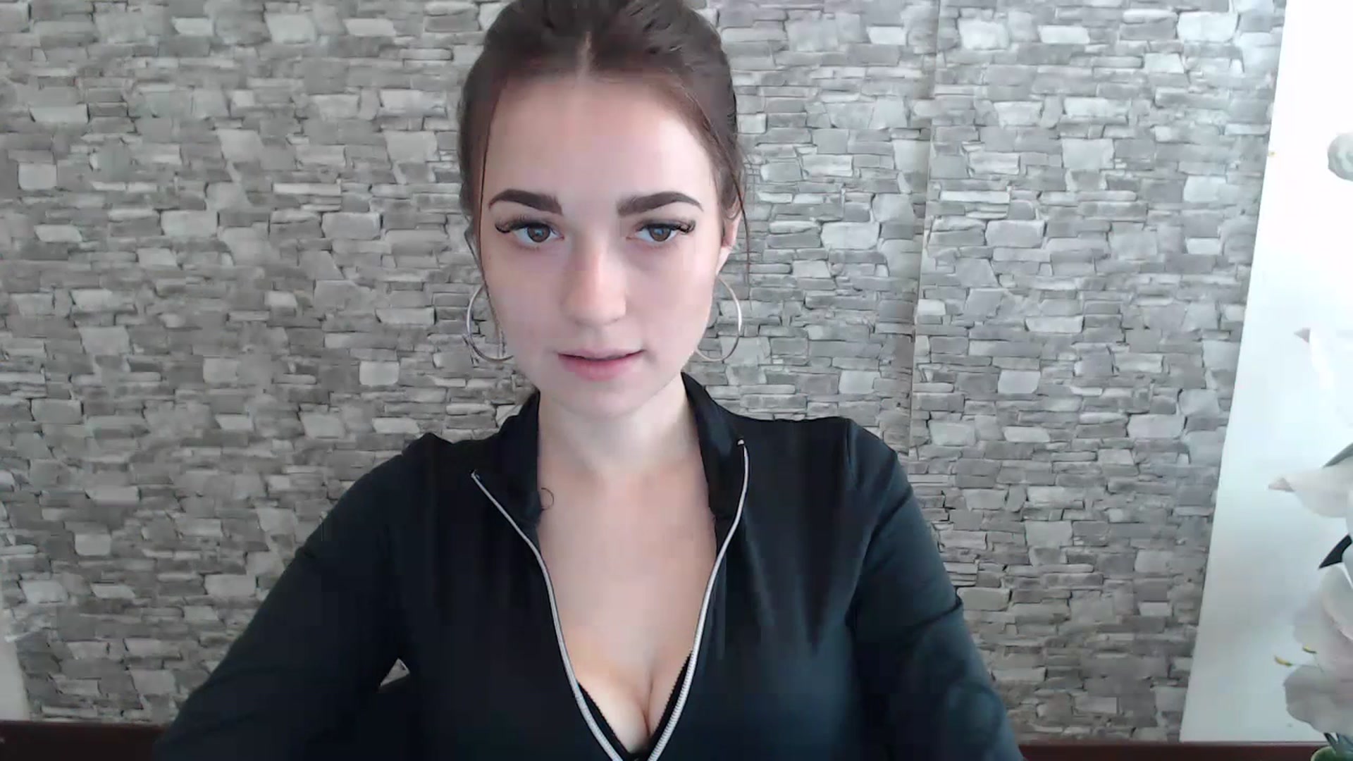 Gallery image thumbnail from Eva_Eldis's myfreecams stream on, 06/29/2023, 09:51 image 14 of 20