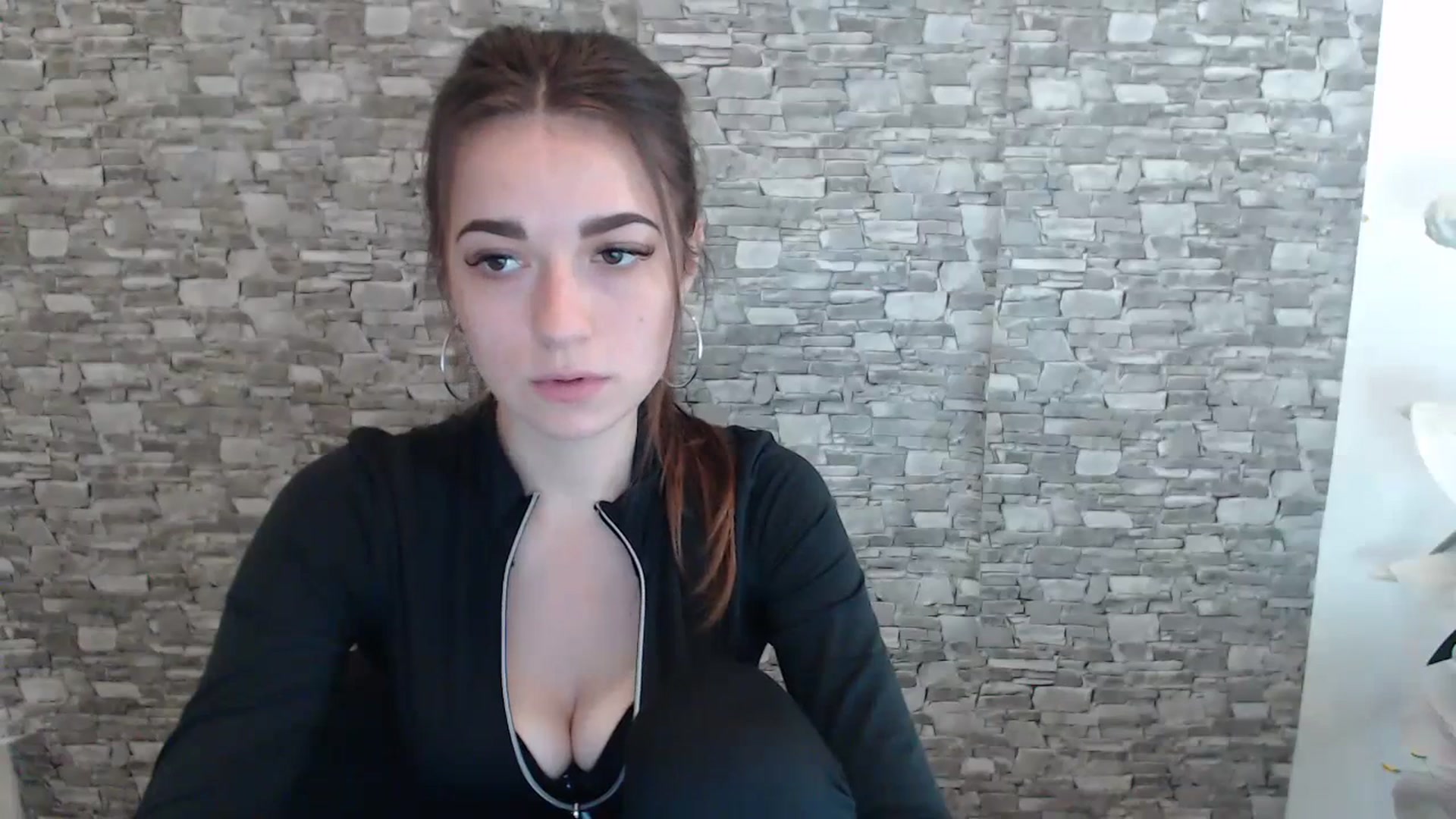 Gallery image thumbnail from Eva_Eldis's myfreecams stream on, 06/29/2023, 11:39 image 14 of 20